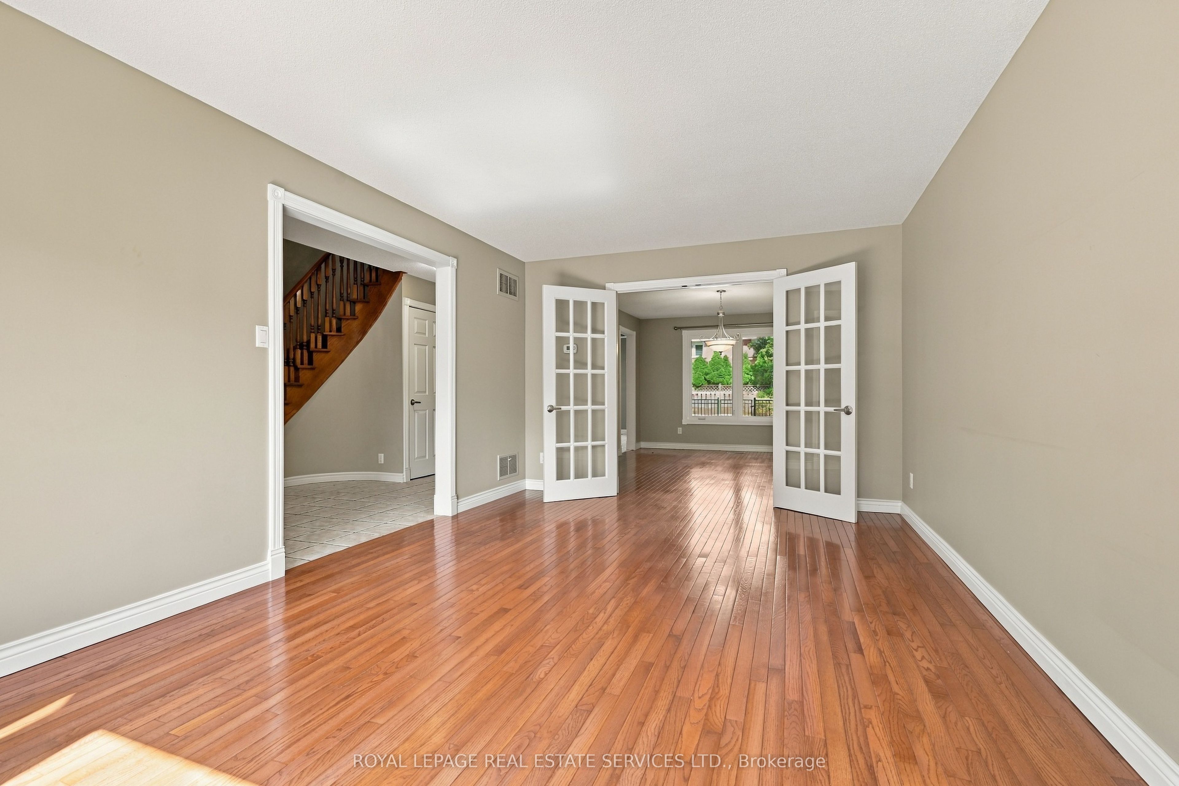 1151 Forest Trail Place Property Photo 8