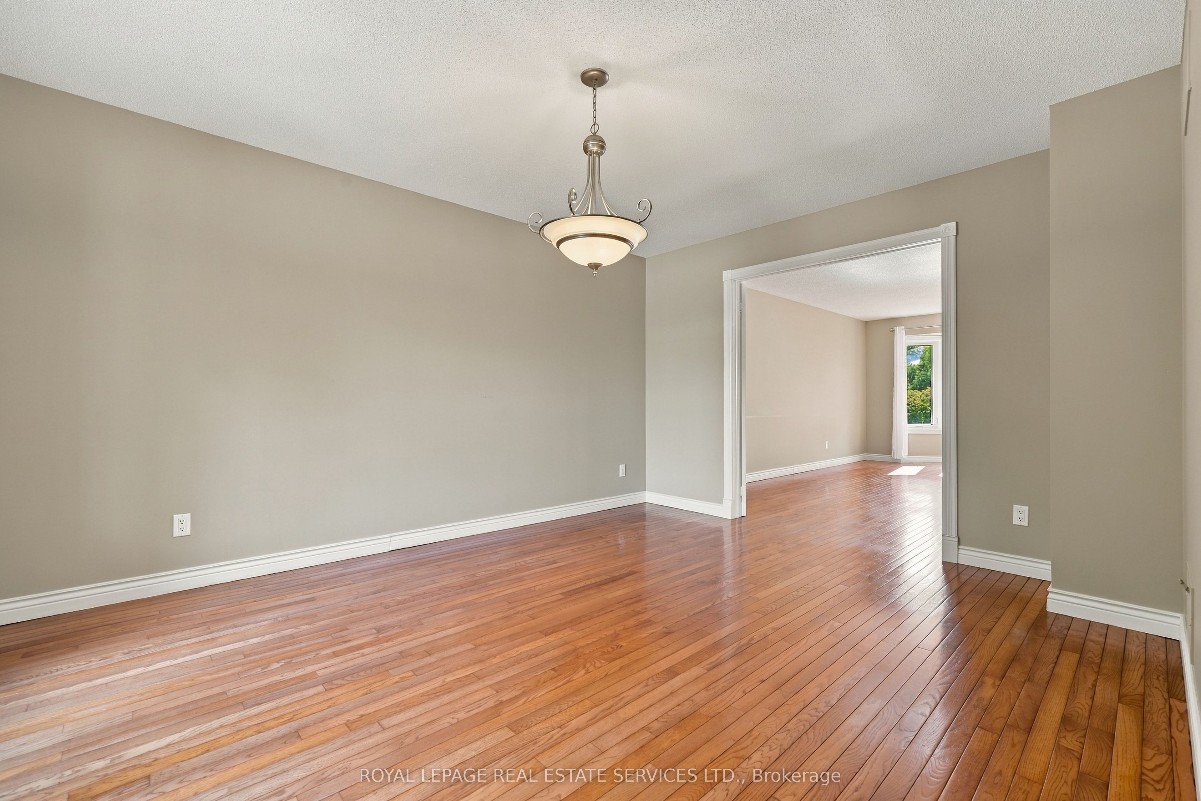 1151 Forest Trail Place Property Photo 11