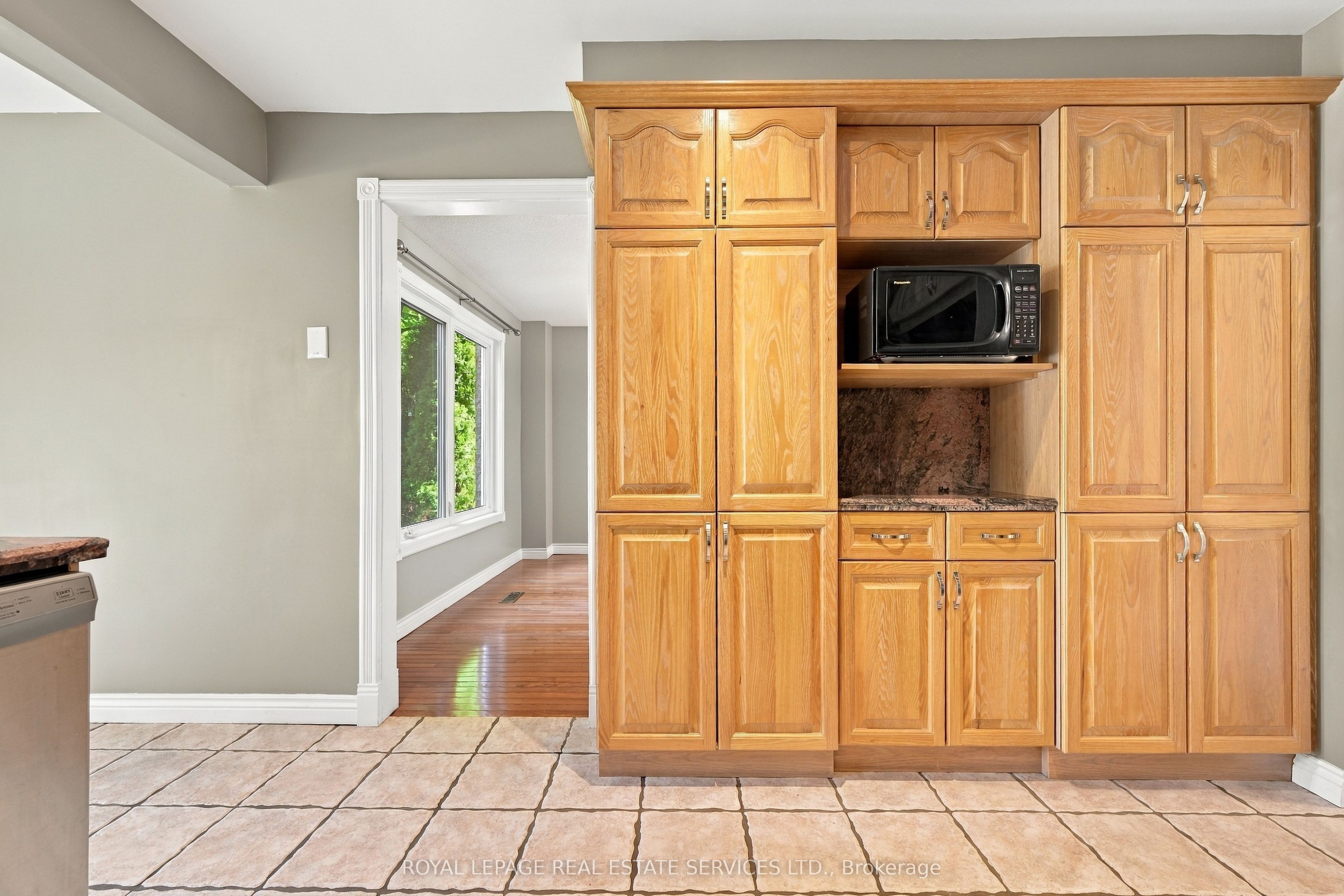 1151 Forest Trail Place Property Photo 15