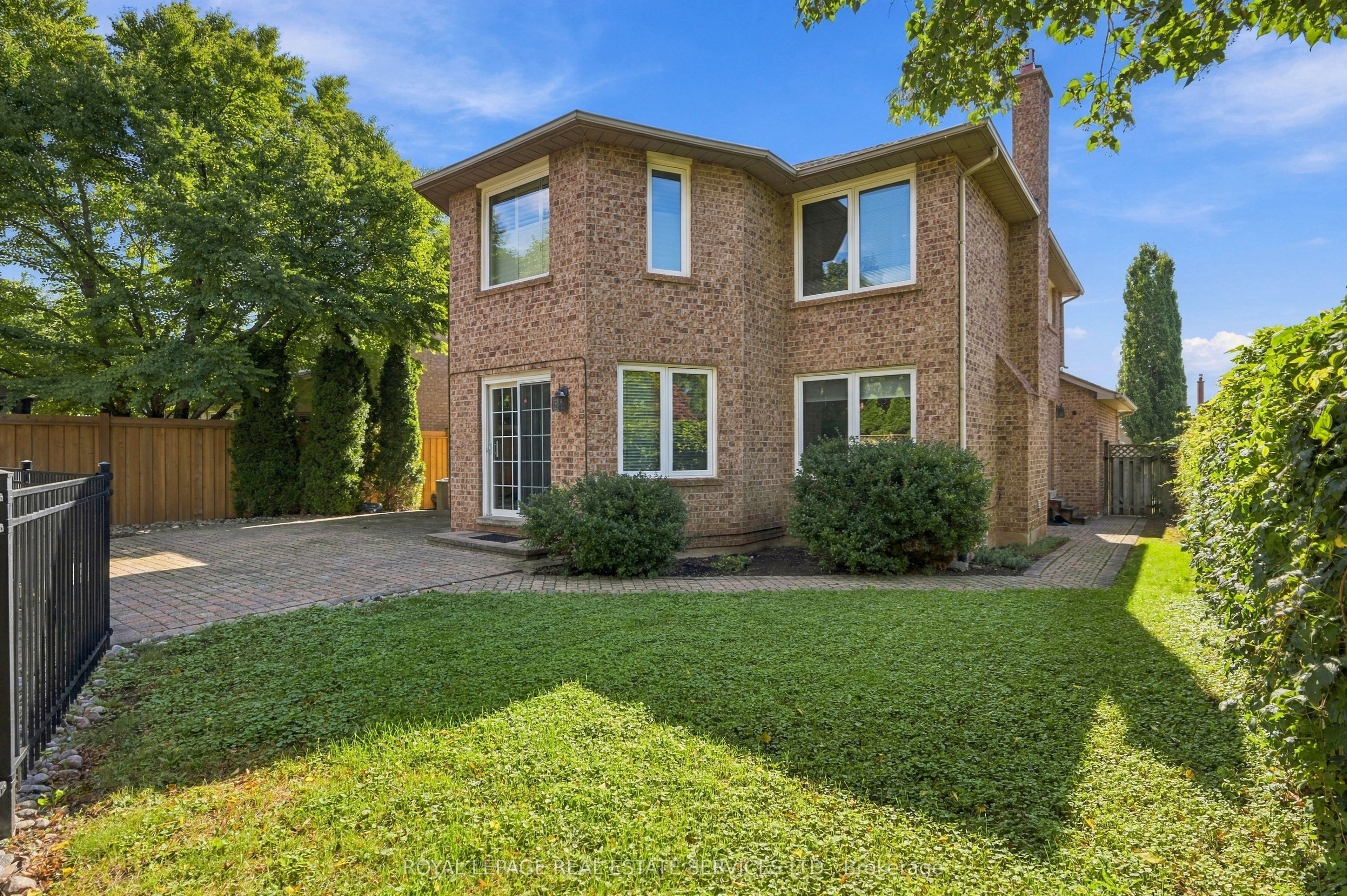 1151 Forest Trail Place Property Photo 41