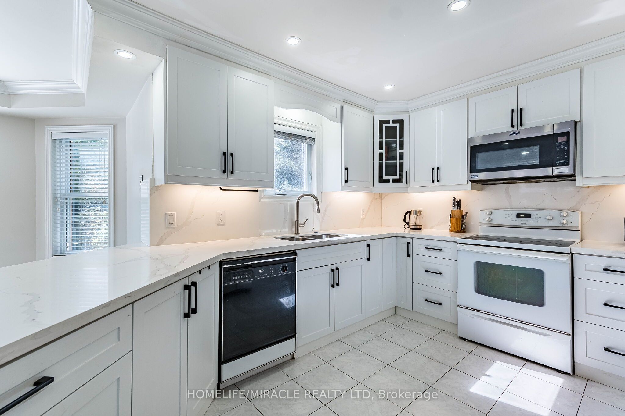 42 Porteous Circle Property Photo 22