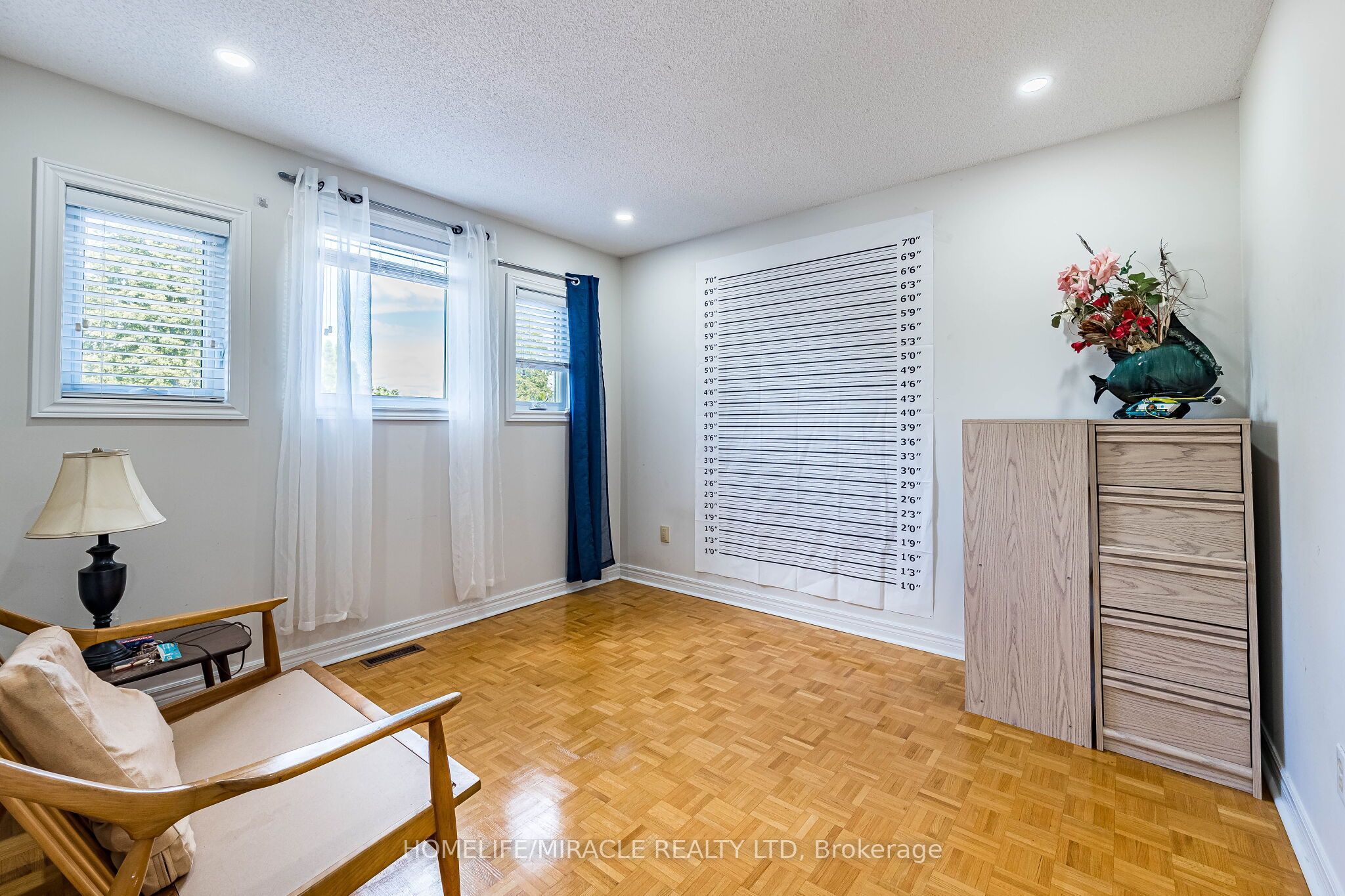 42 Porteous Circle Property Photo 27