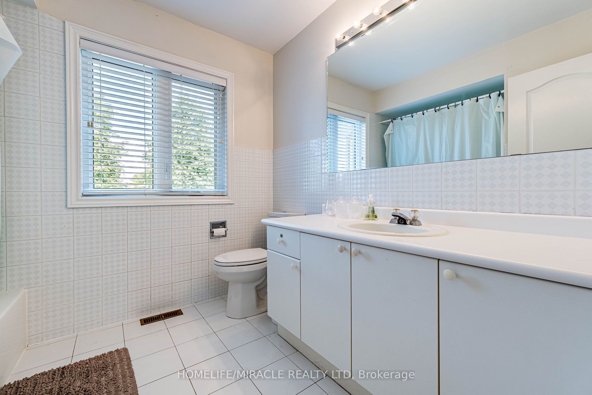 42 Porteous Circle Property Photo 28