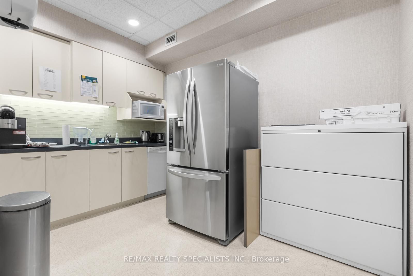 305 Church Street Property Photo 16