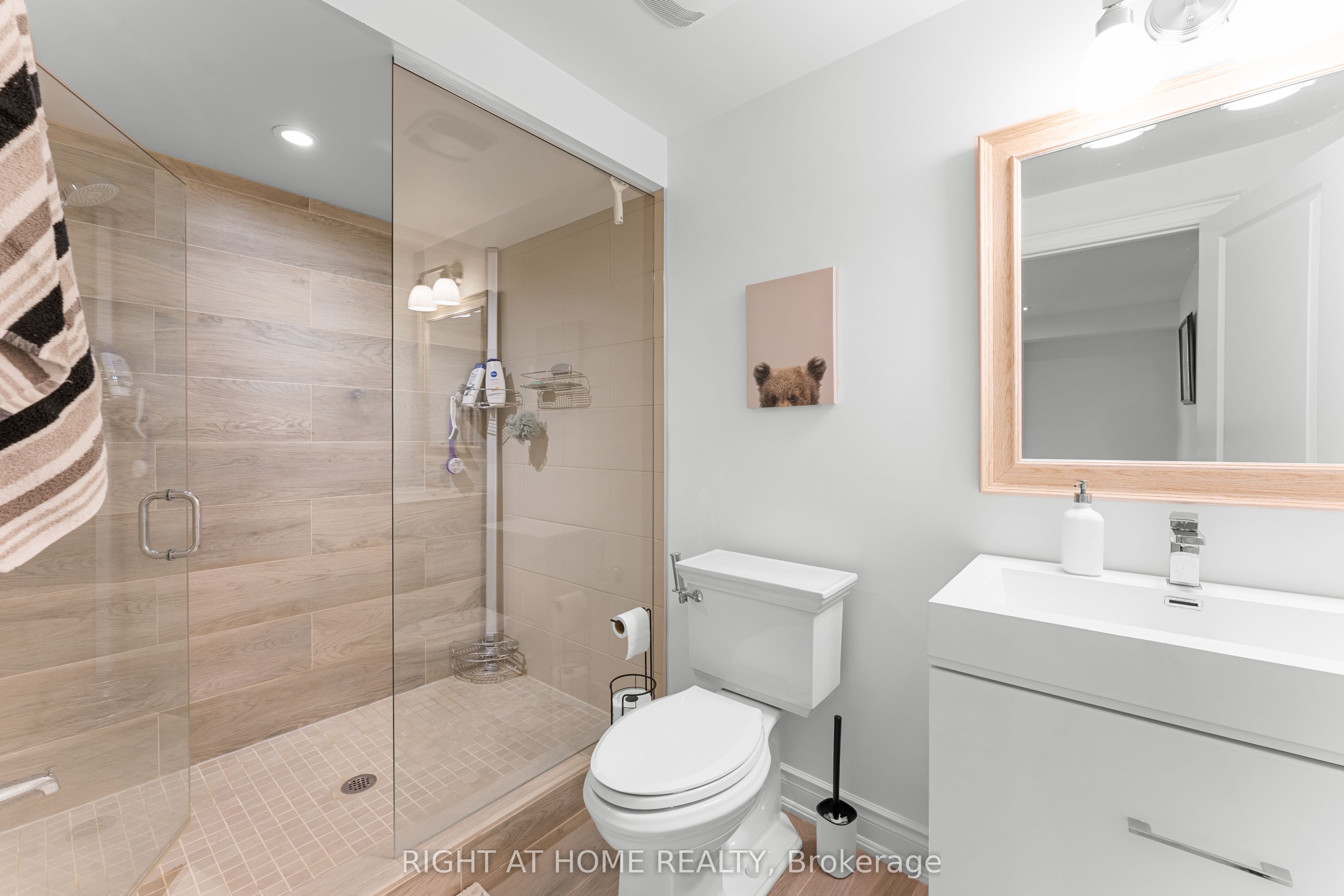 1068a Shaw Drive Property Photo 40