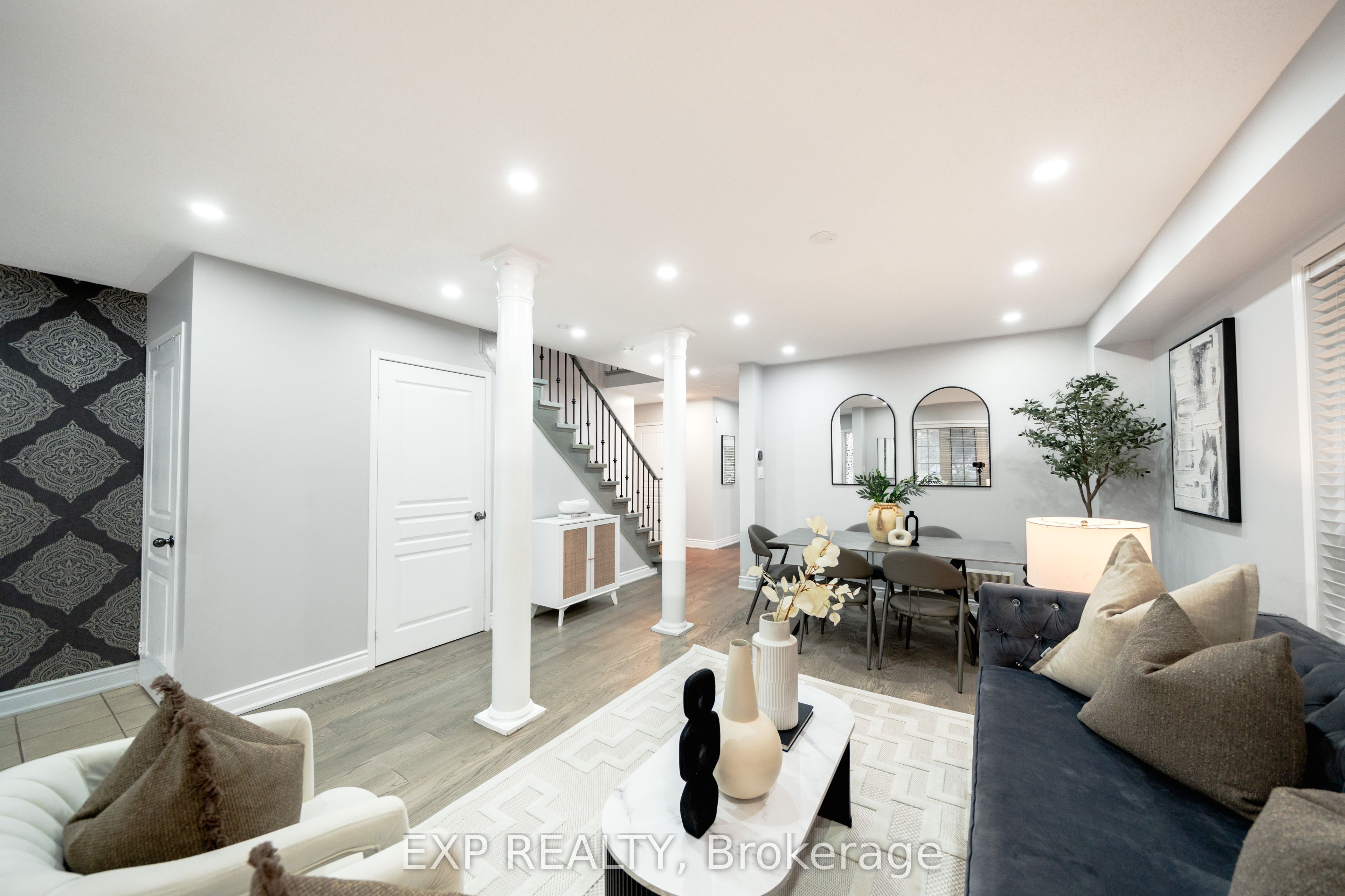 2276 Fairmount Drive Property Photo 10