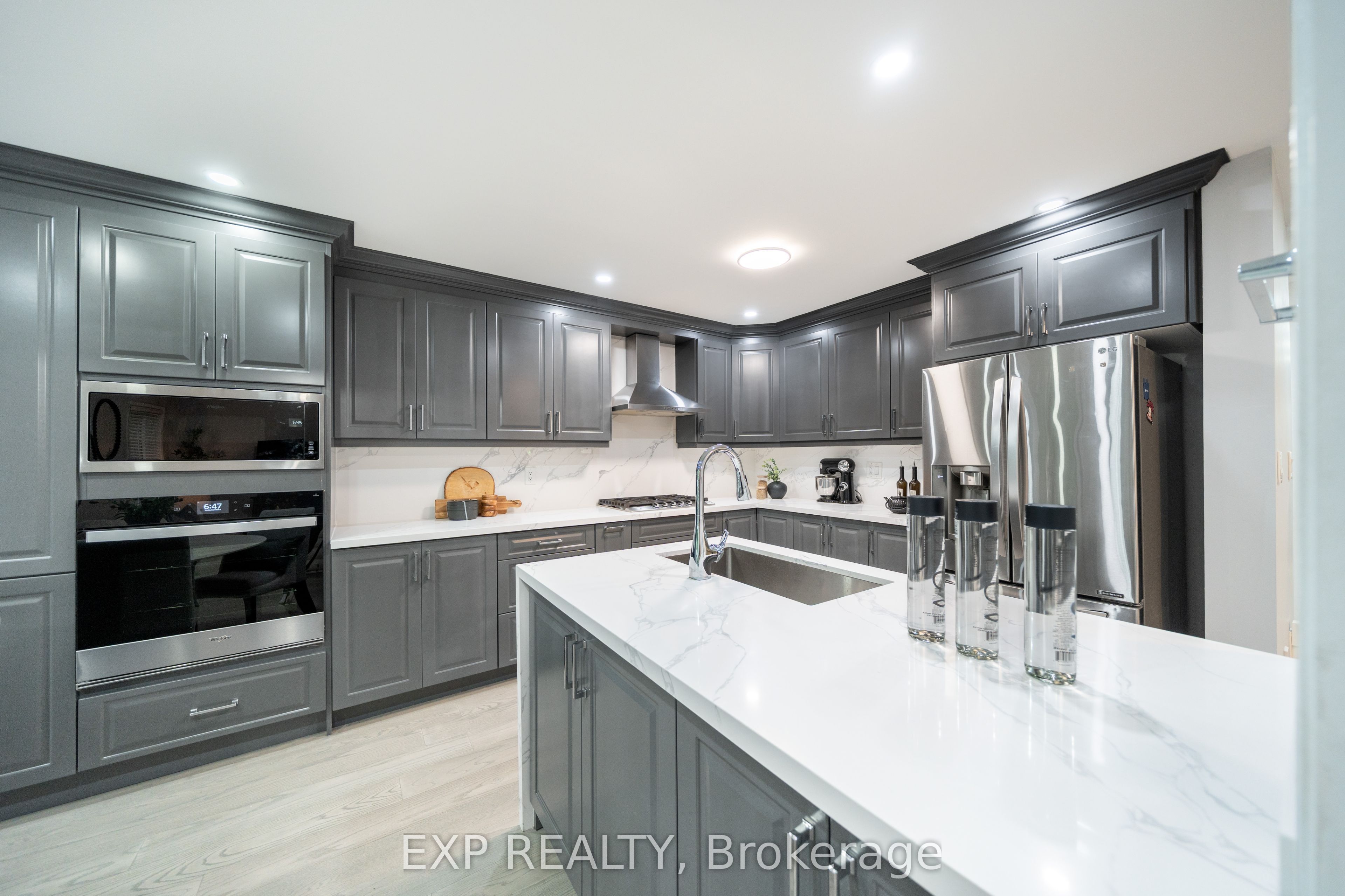 2276 Fairmount Drive Property Photo 15