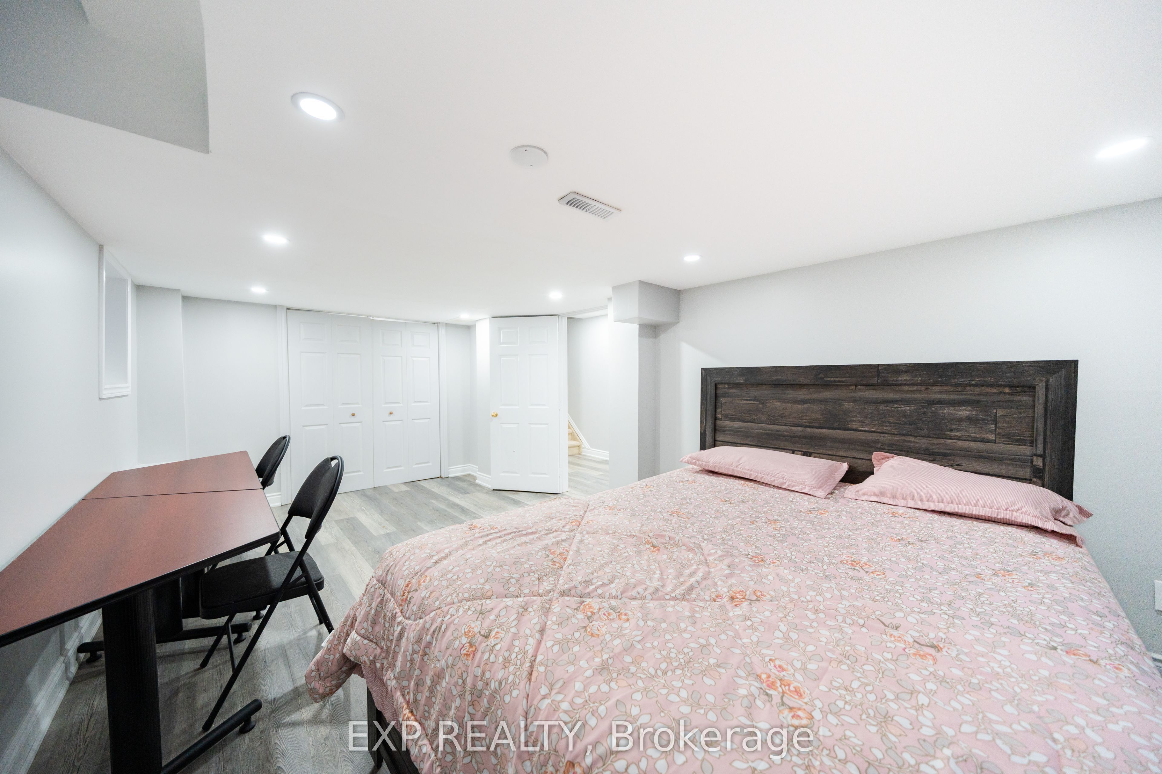 2276 Fairmount Drive Property Photo 45