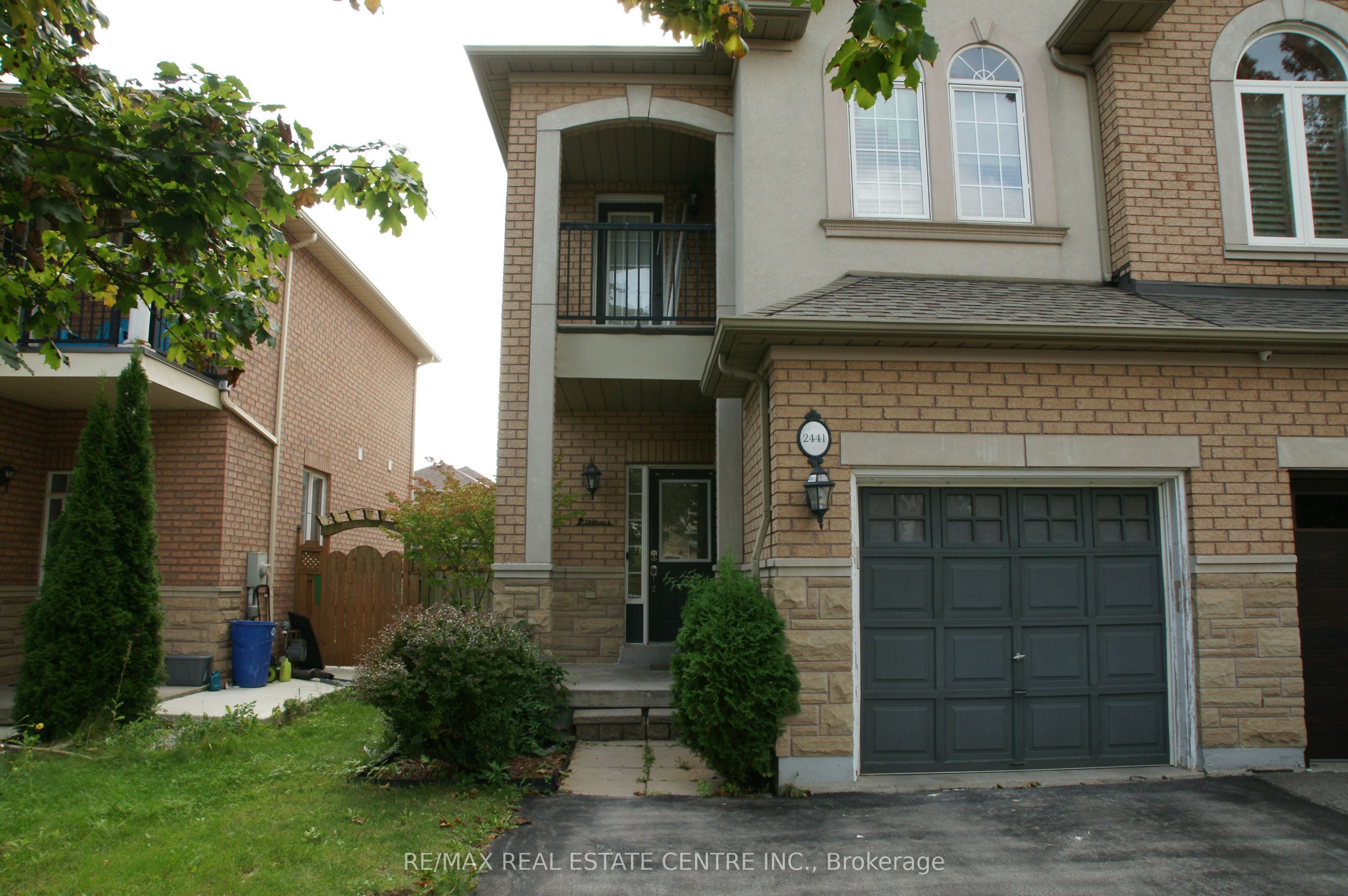 2441 Newcastle Crescent Property Photo 1