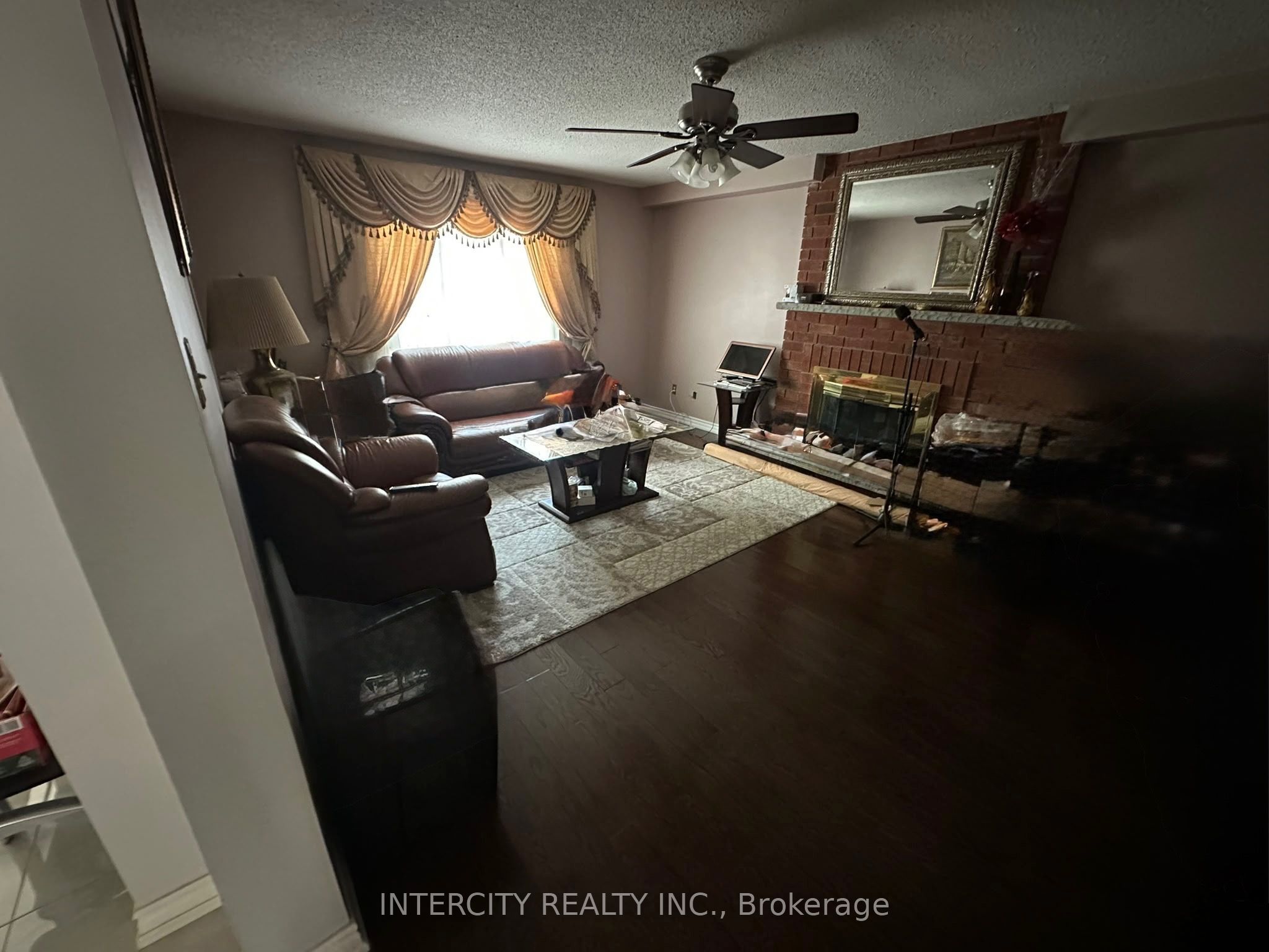 5112 Heritage Hills Boulevard Property Photo 7