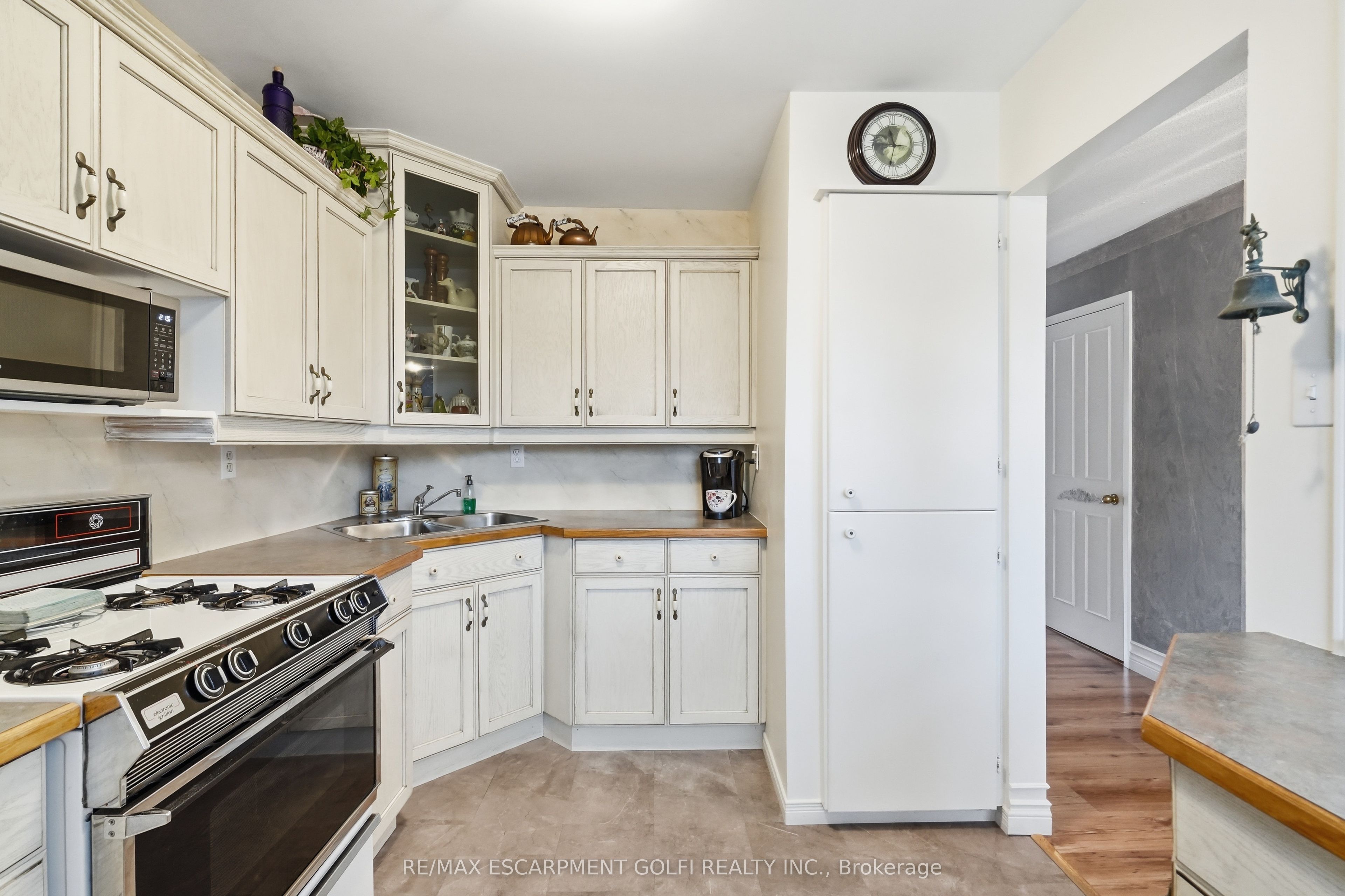 643 Woodward Avenue 70 Property Photo 18