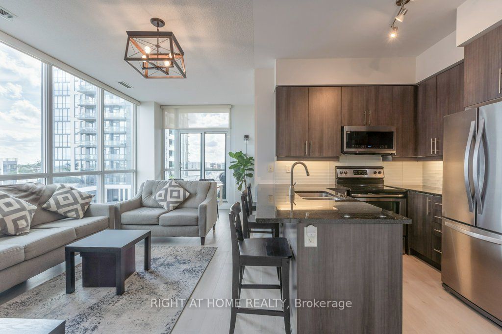 1185 The Queensway 618 Property Photo 1