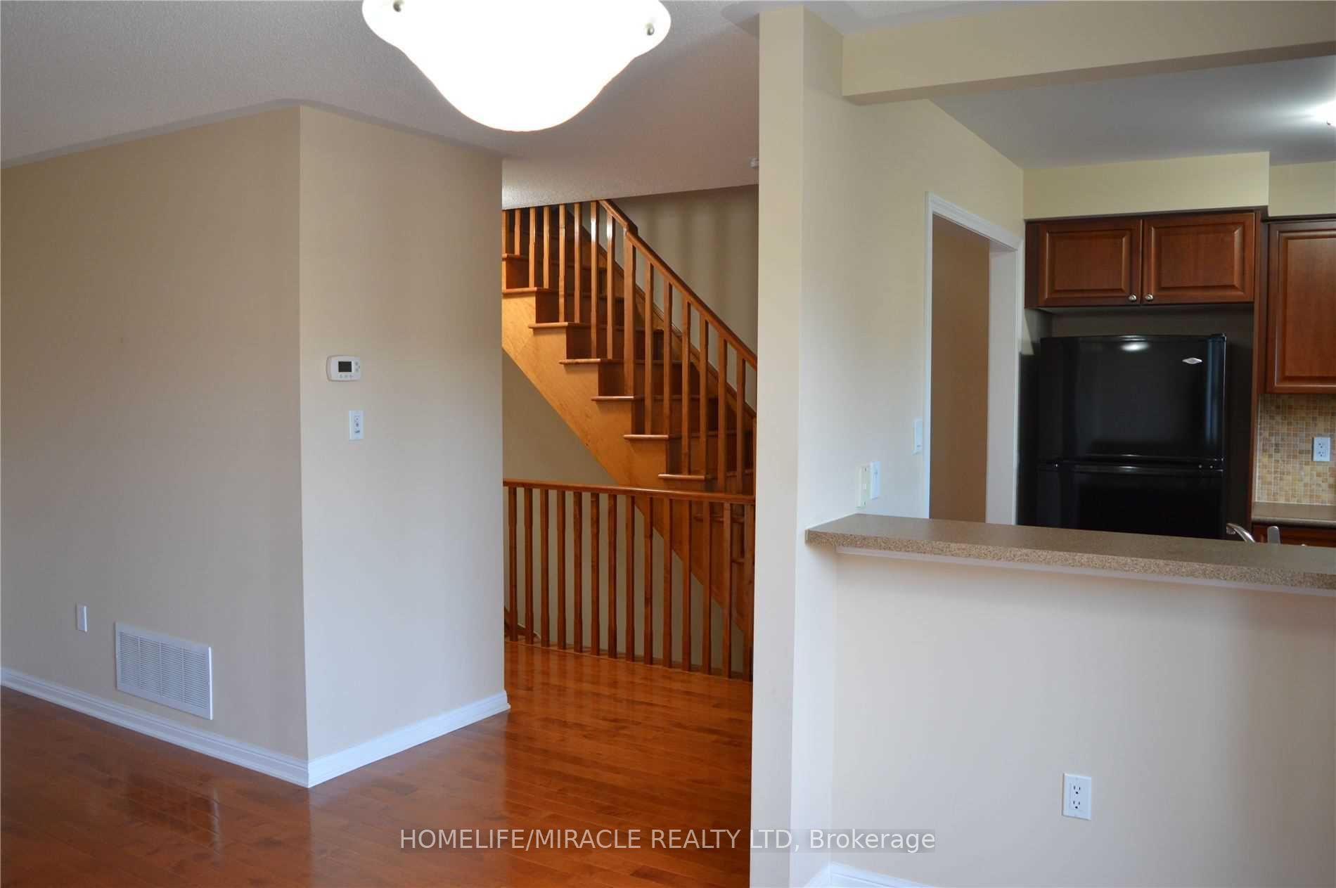 918 Burgess Gardens Property Photo 10