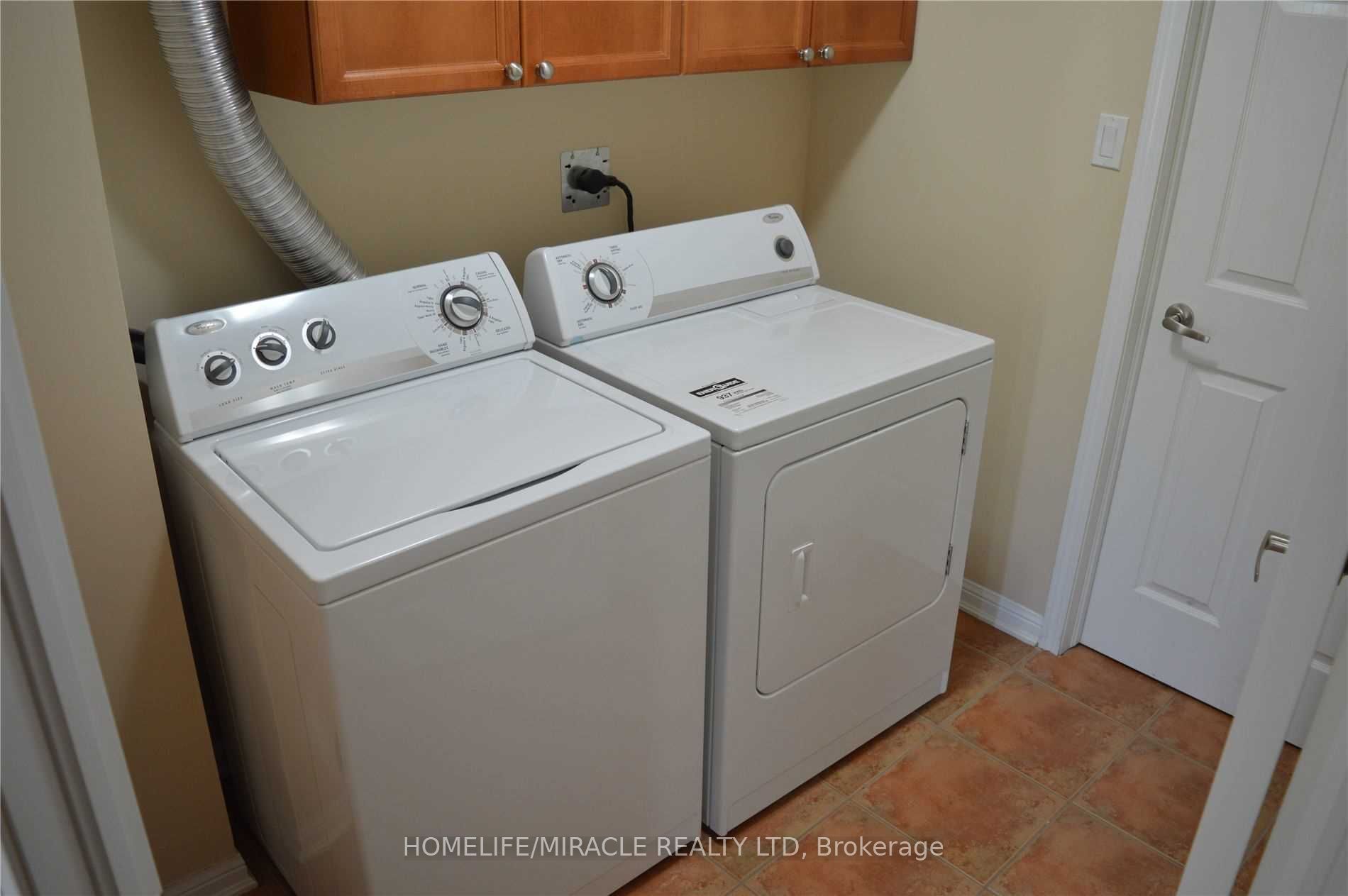 918 Burgess Gardens Property Photo 19