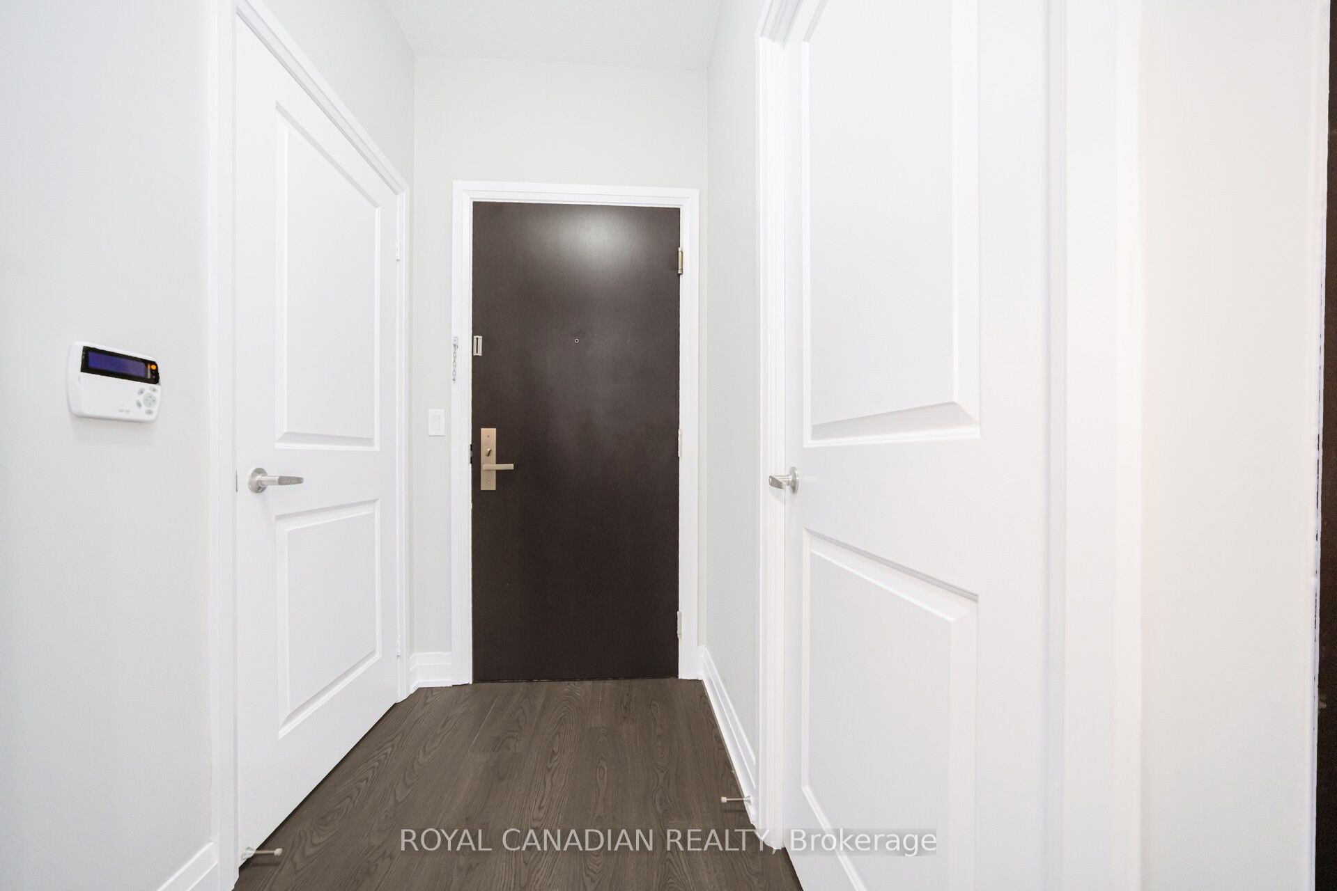 55 Speers Road 308 Property Photo 9