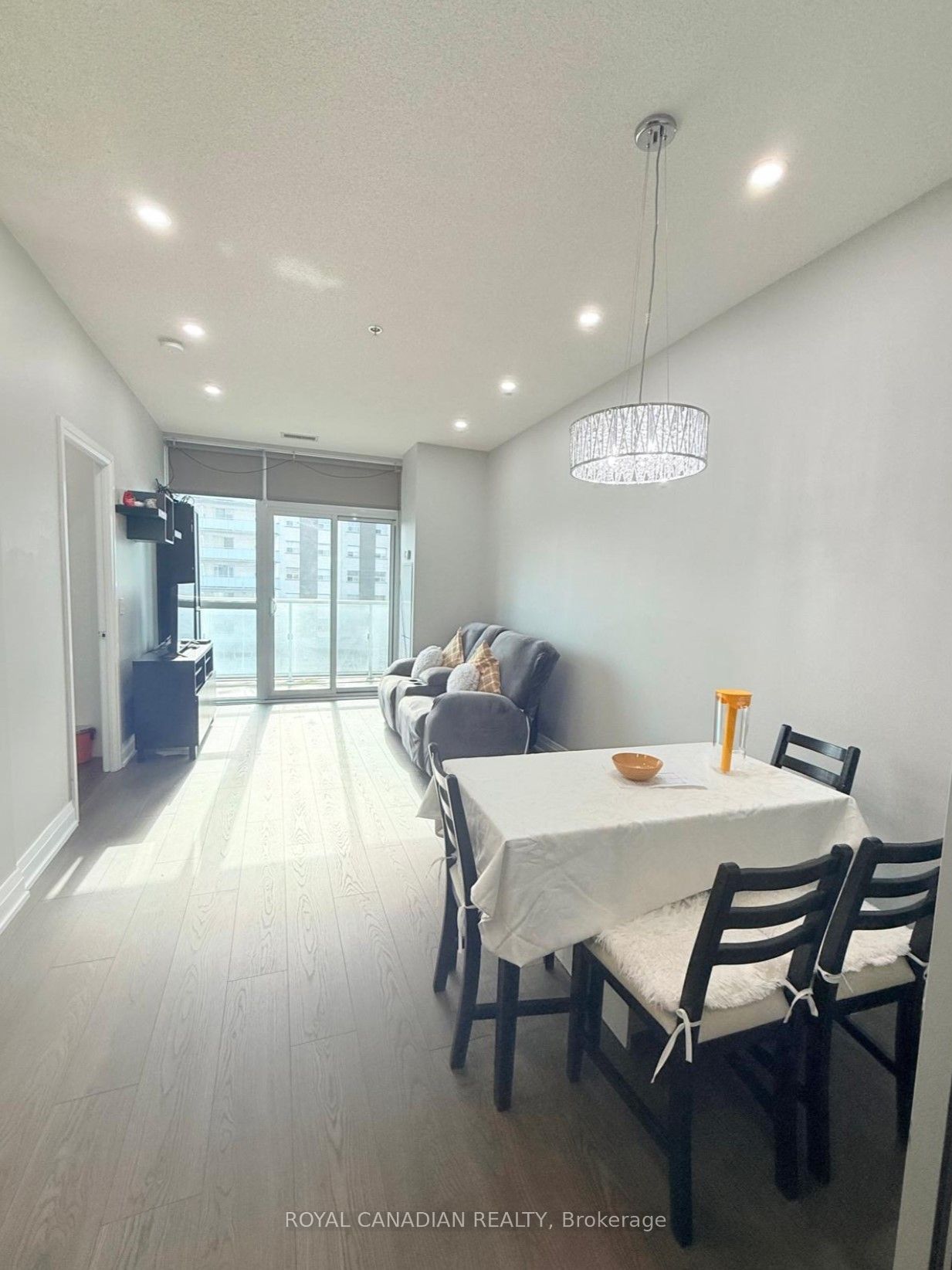 55 Speers Road 308 Property Photo 20