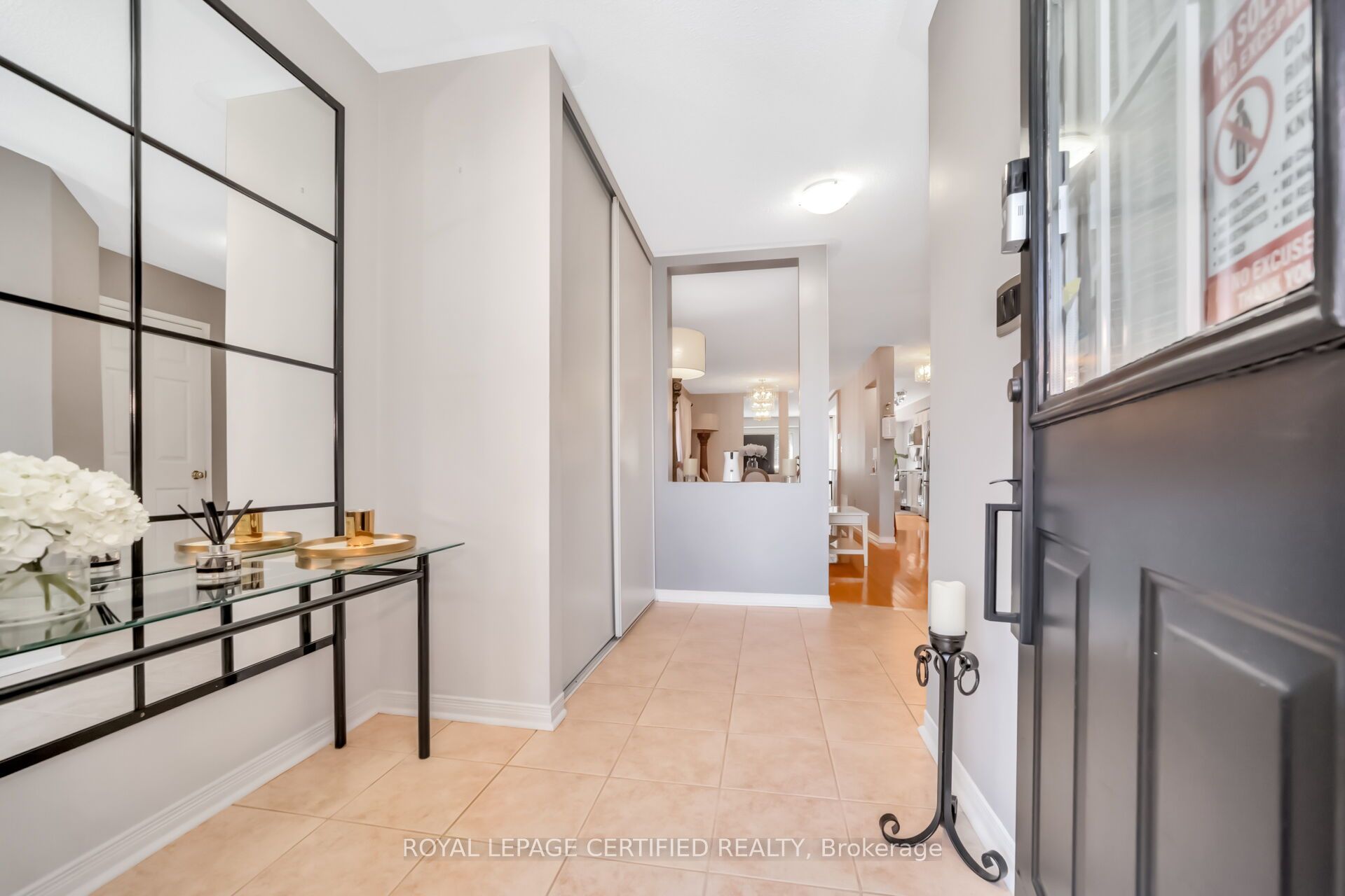 70 Vintage Gate Property Photo 5