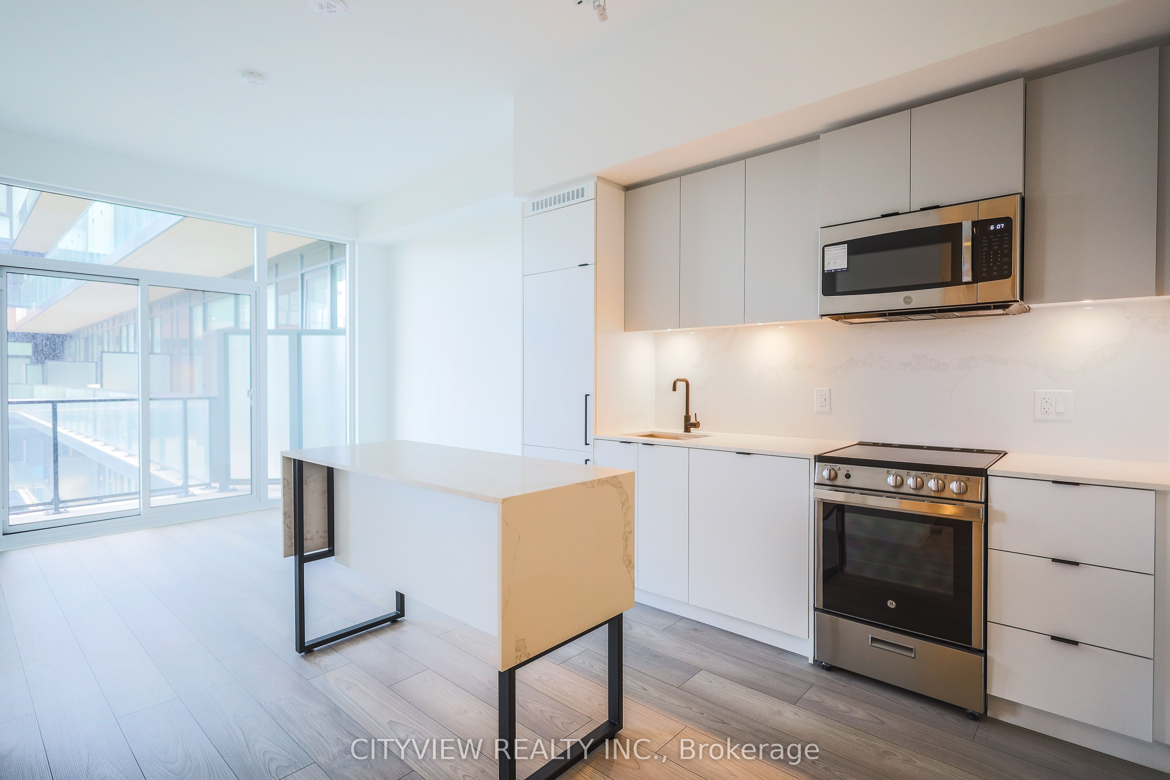 285 Dufferin Street 1127 Property Photo 12