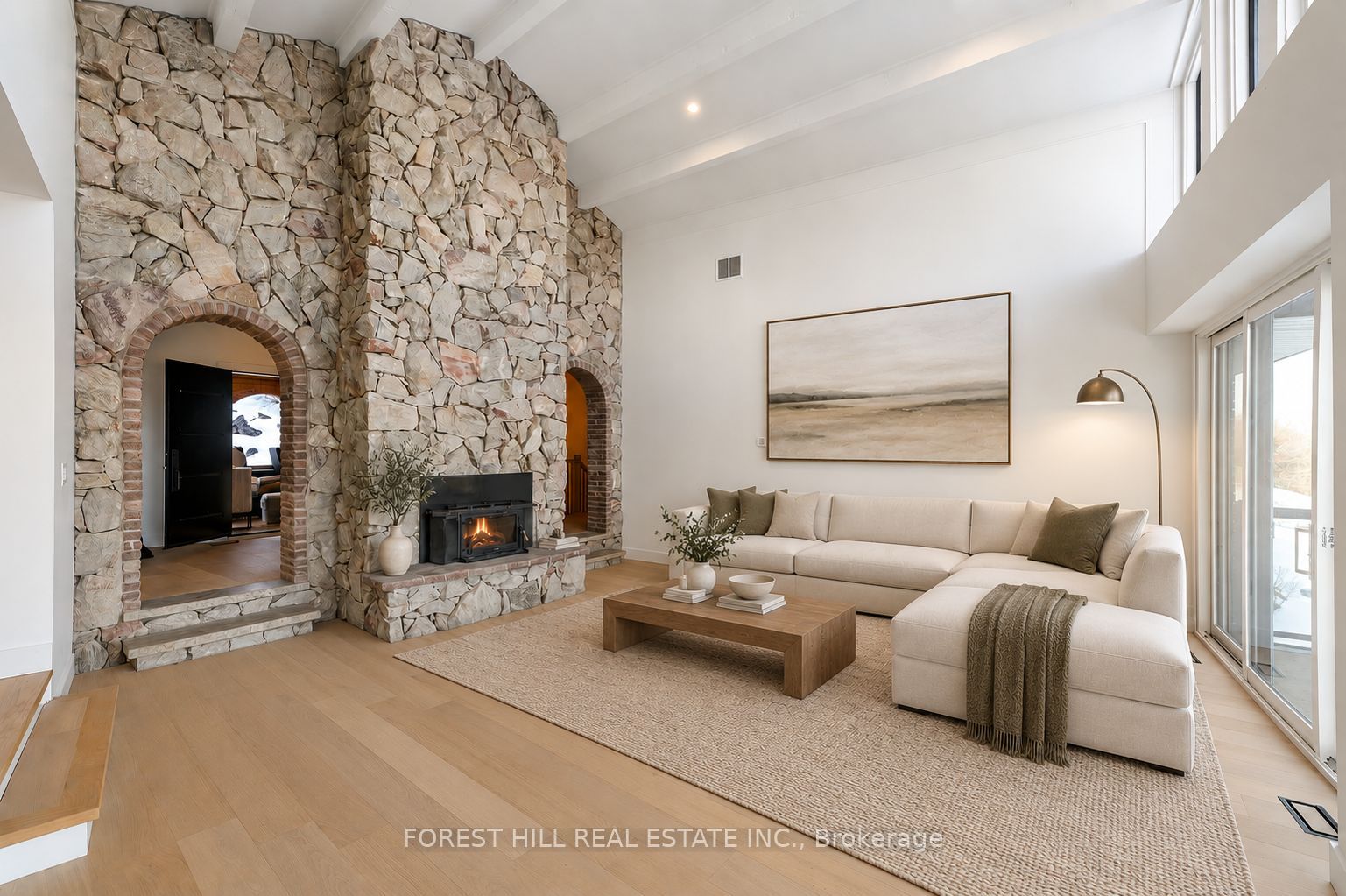 7139 Appleby Line Property Photo 4