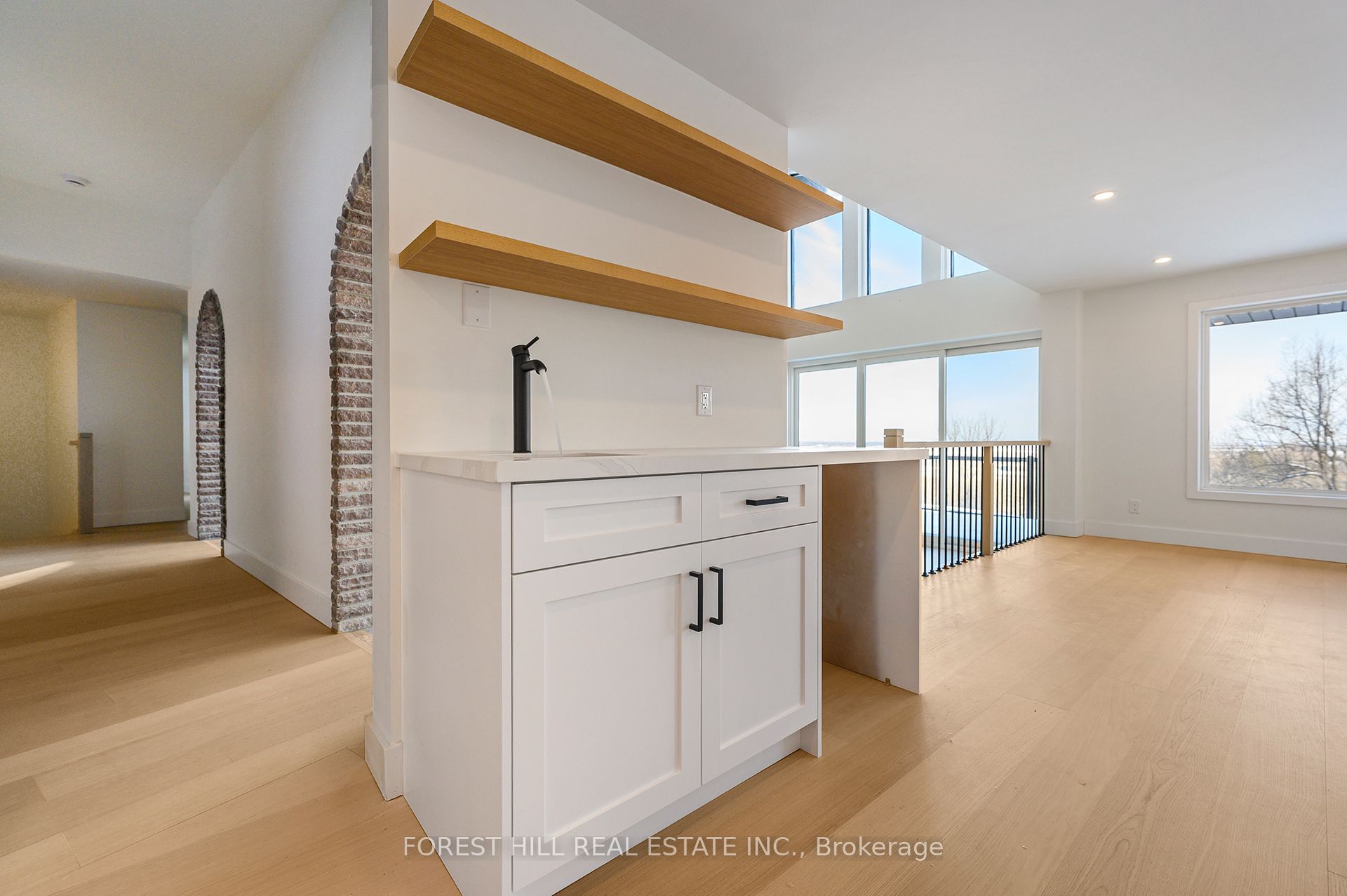 7139 Appleby Line Property Photo 13