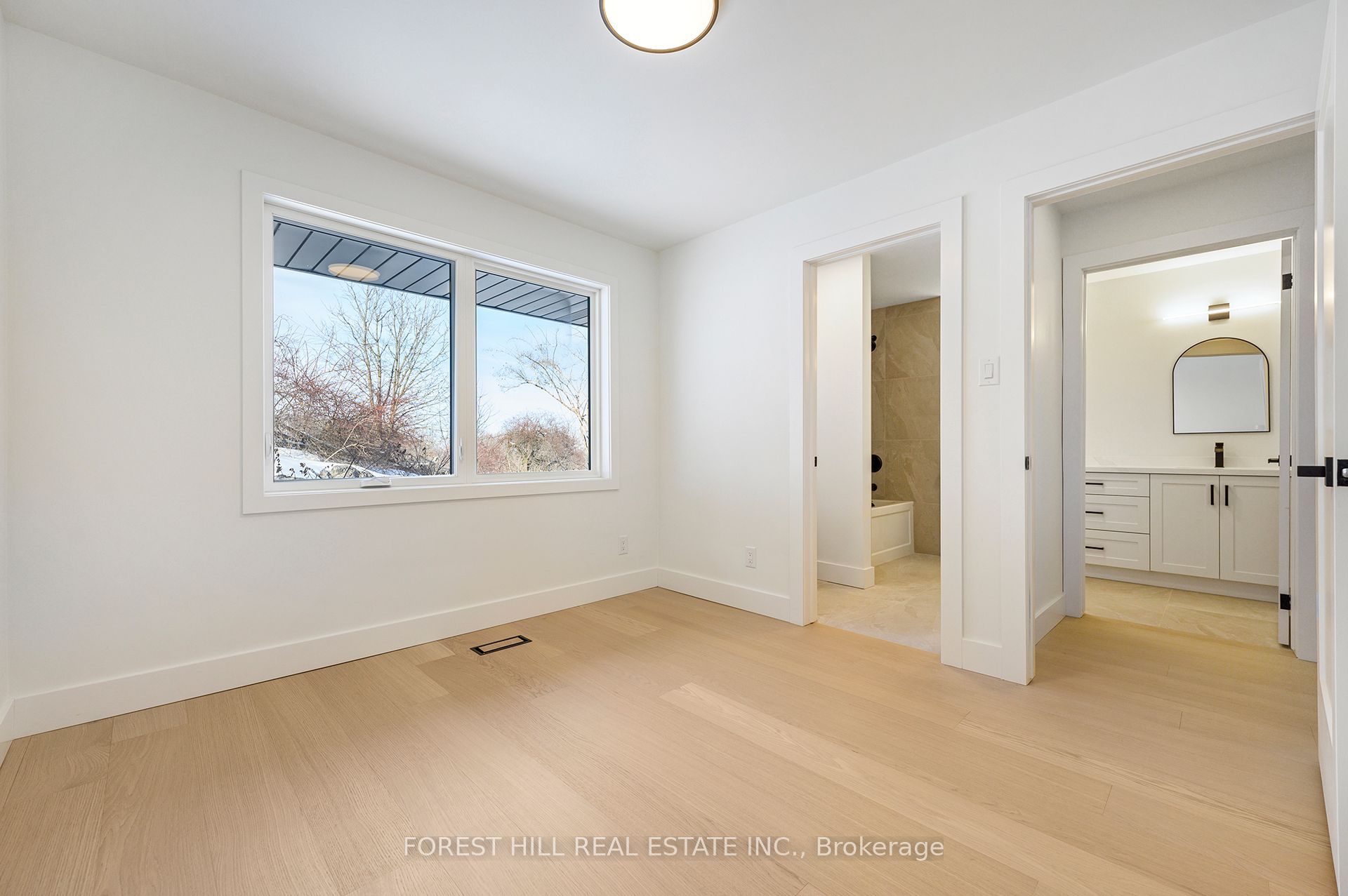 7139 Appleby Line Property Photo 19