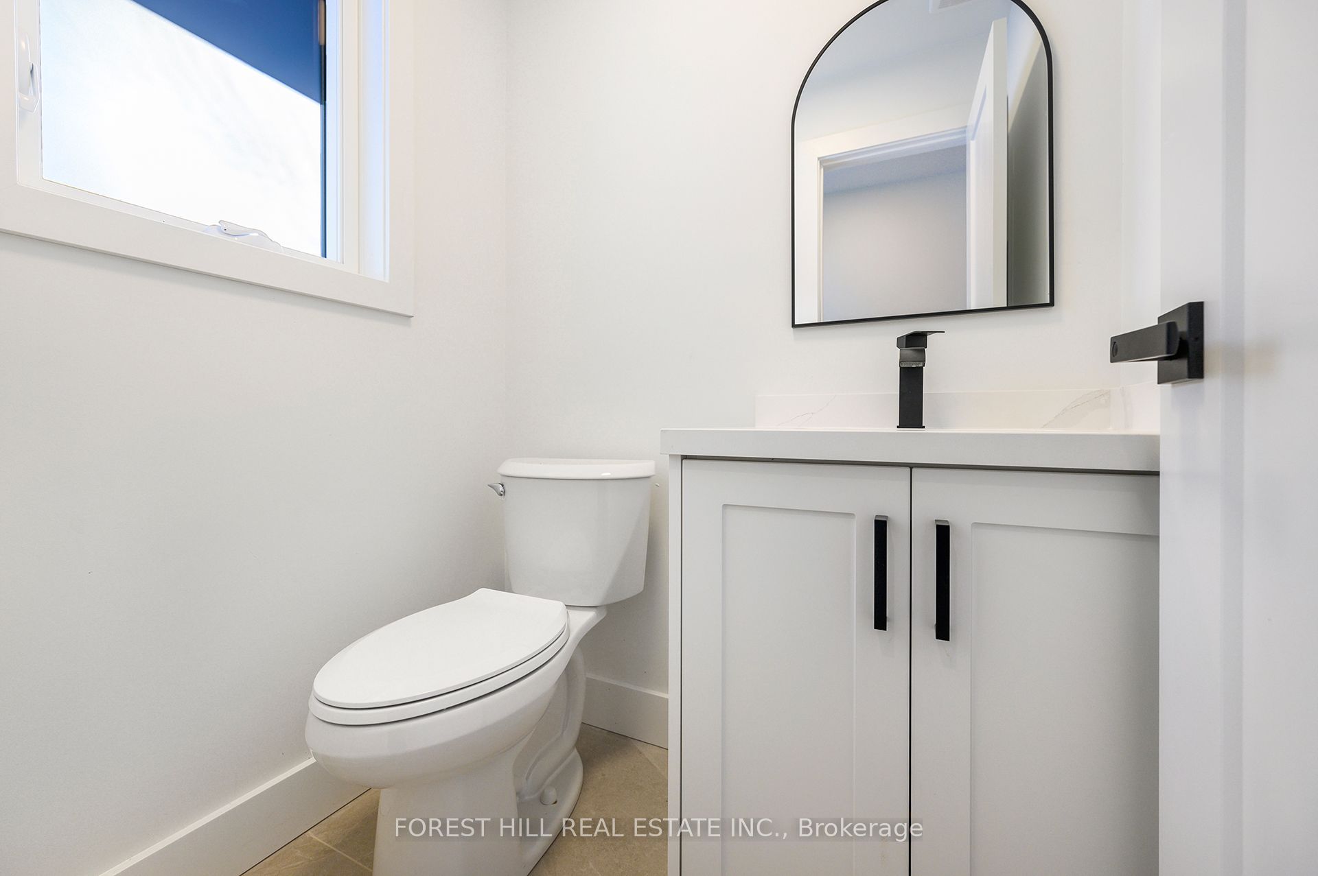 7139 Appleby Line Property Photo 24