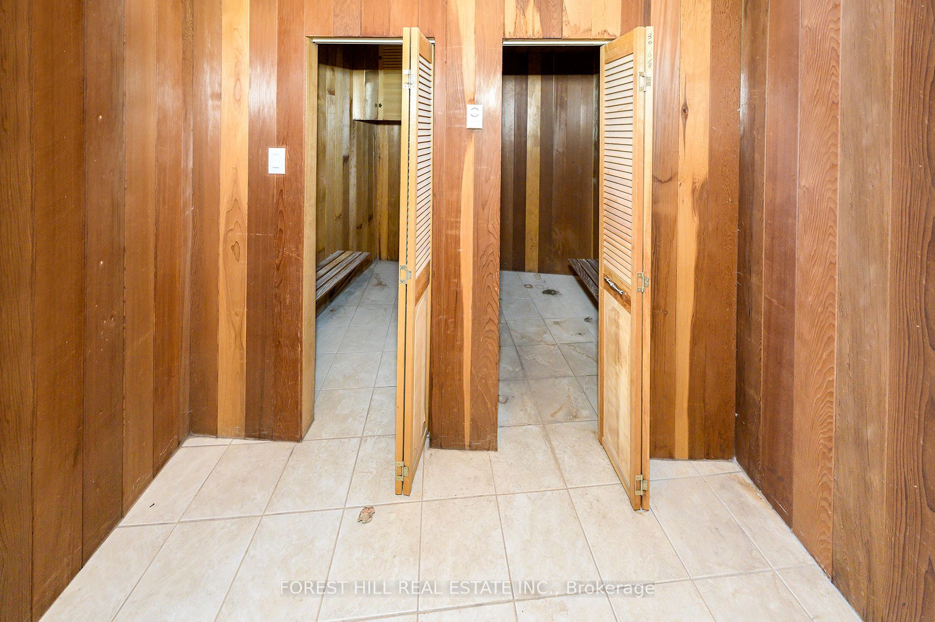 7139 Appleby Line Property Photo 29