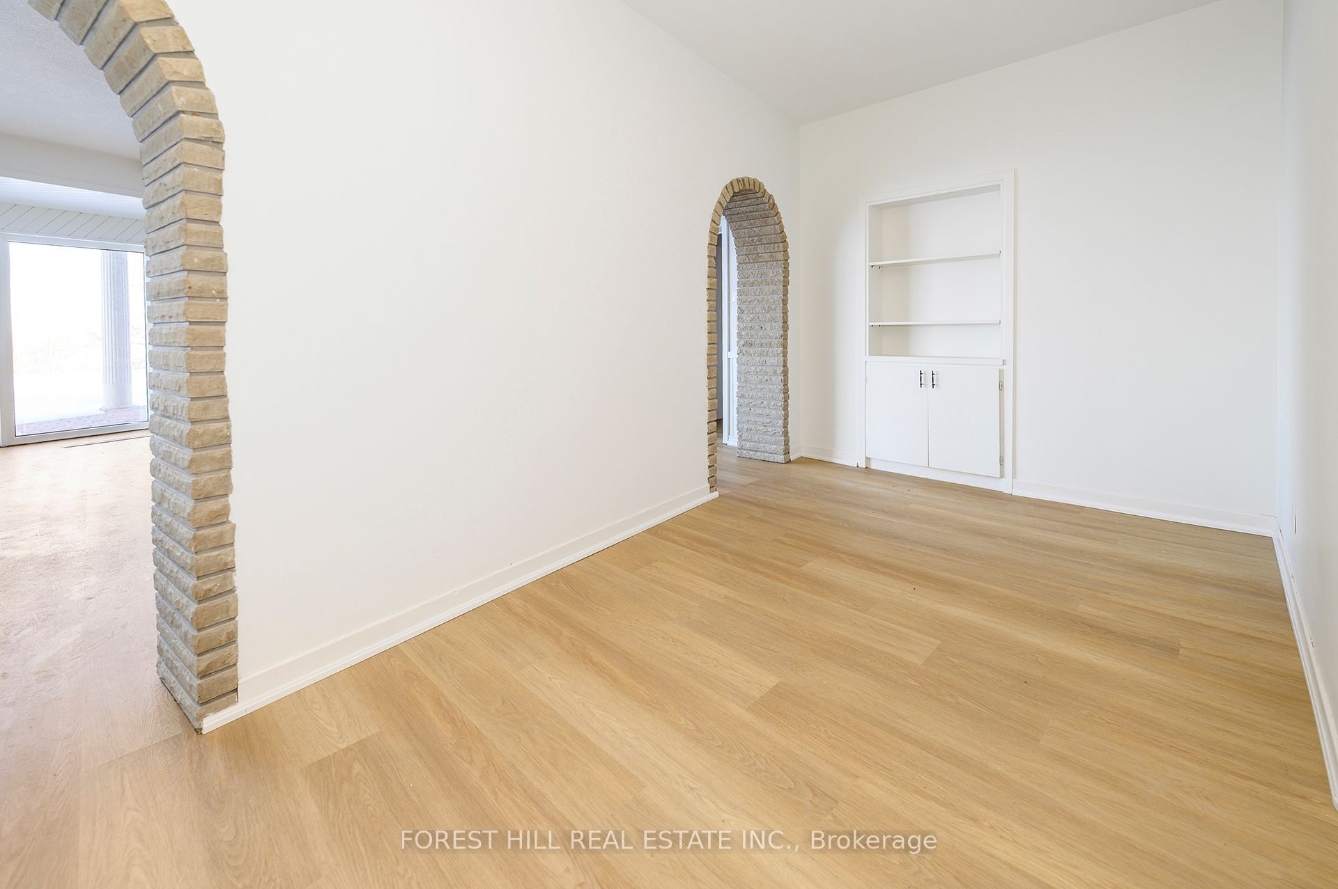 7139 Appleby Line Property Photo 30