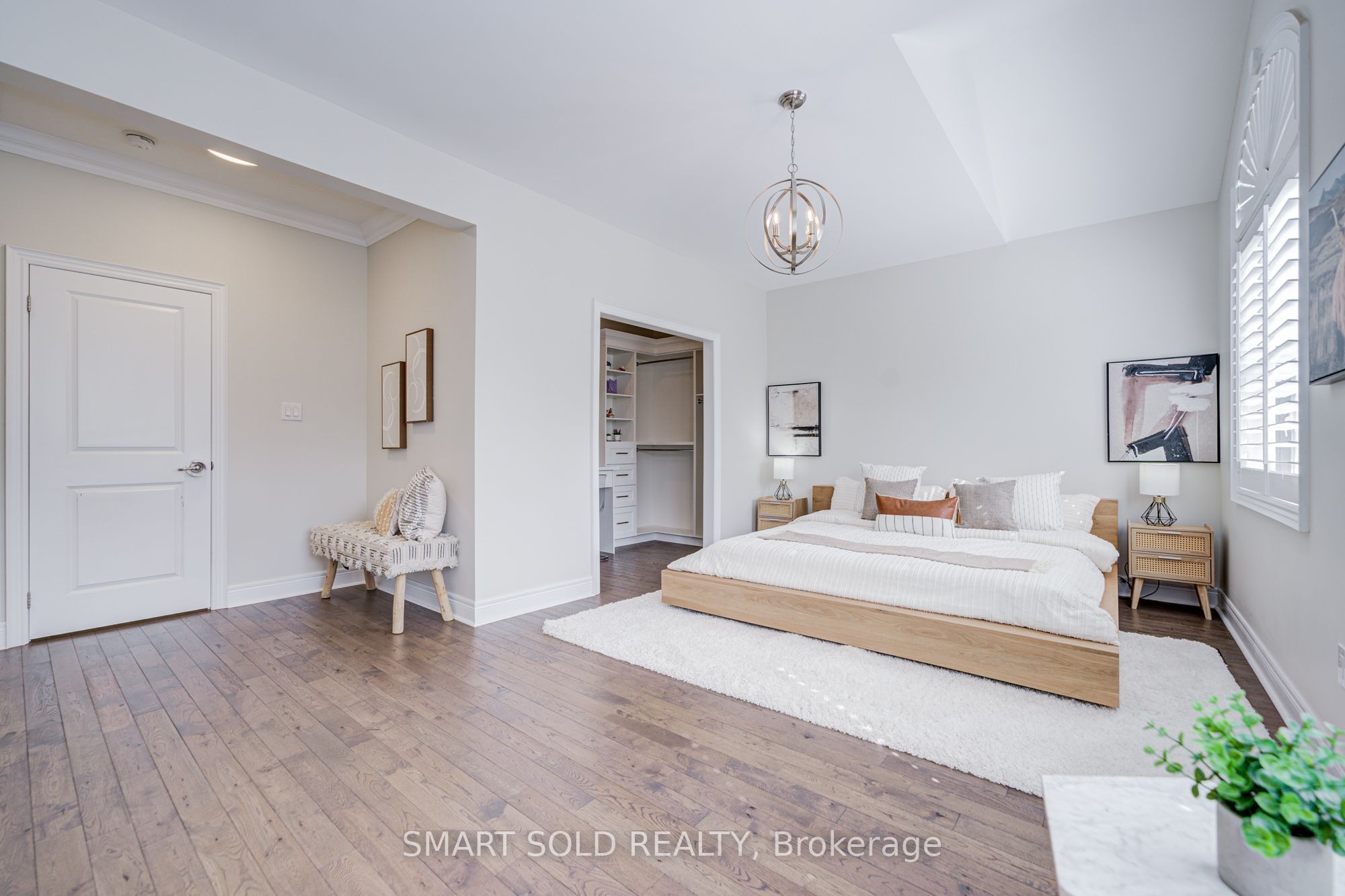 75 Hoey Crescent Property Photo 29