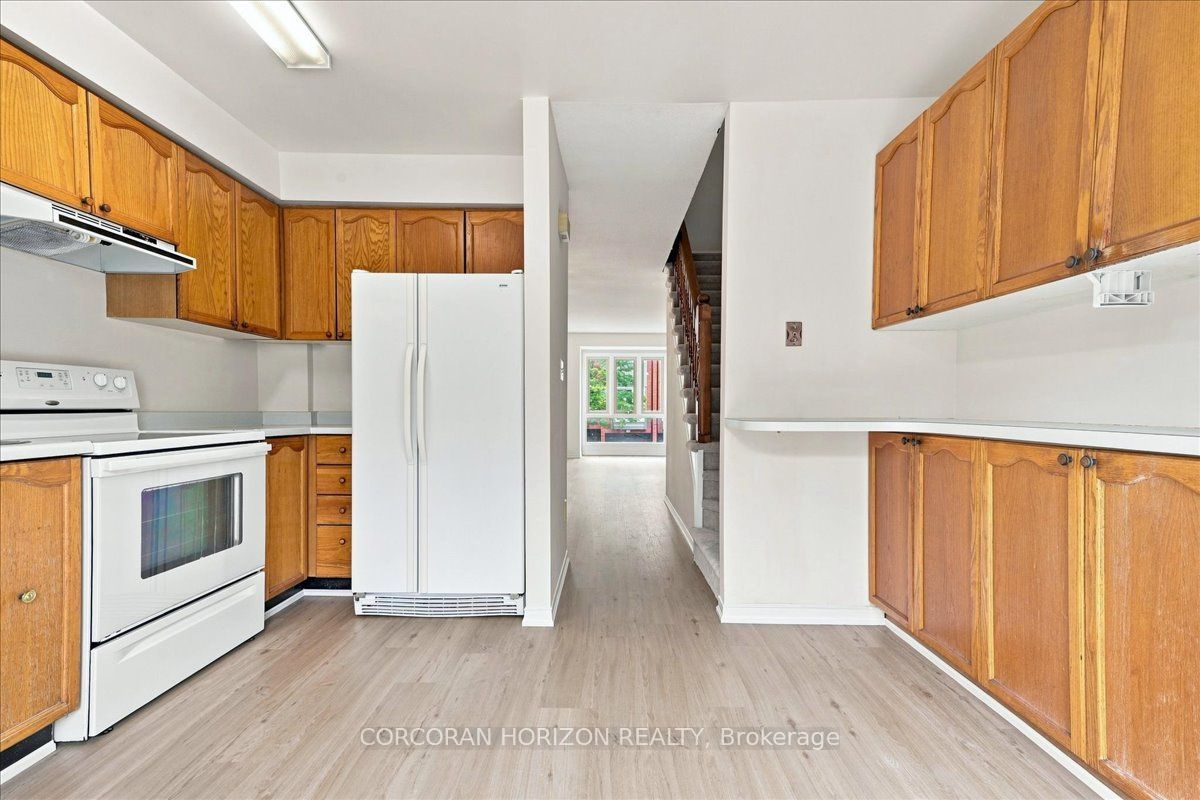 895 Maple Avenue 331 Property Photo 15