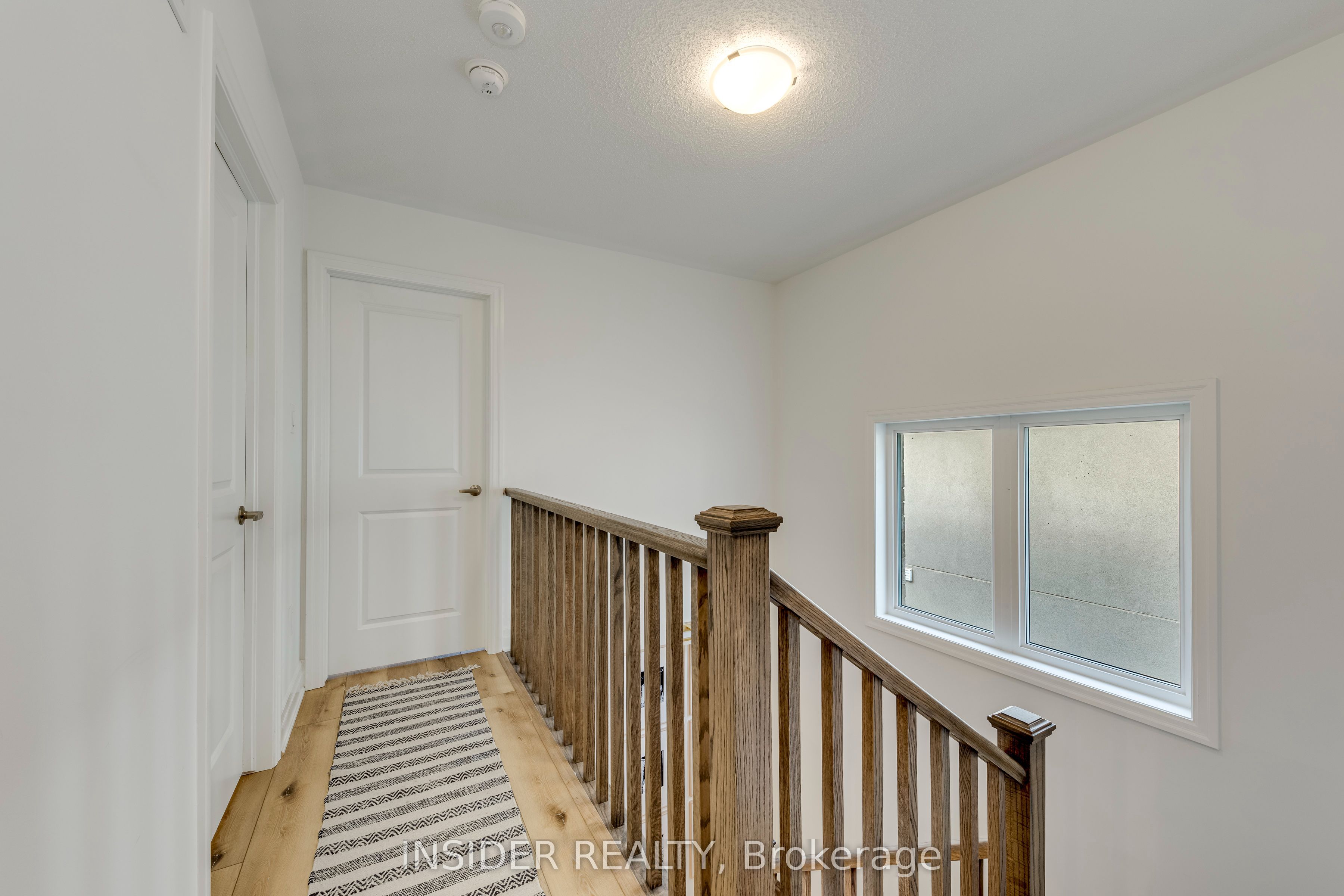 1915 Thames Circle Property Photo 23