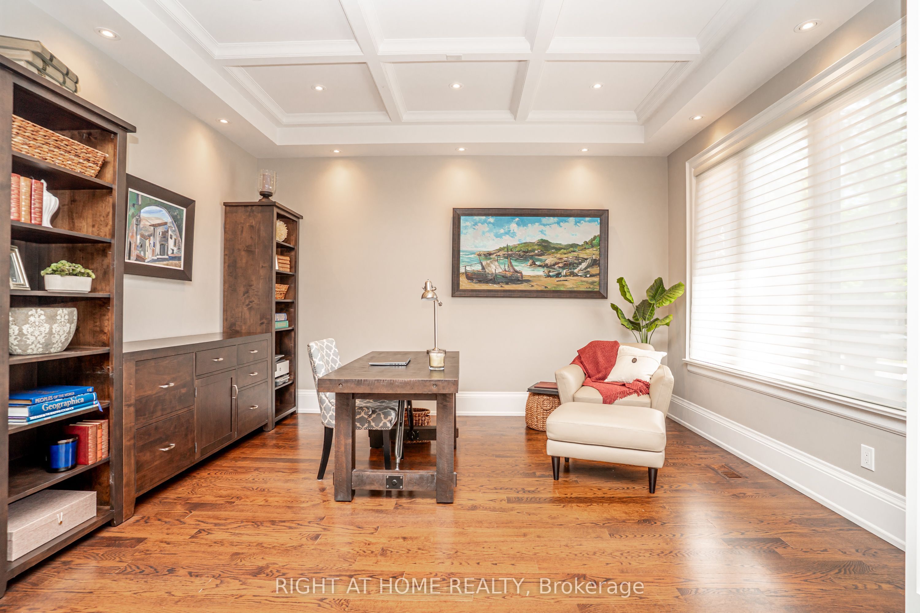 1479 Briarwood Crescent Property Photo 4