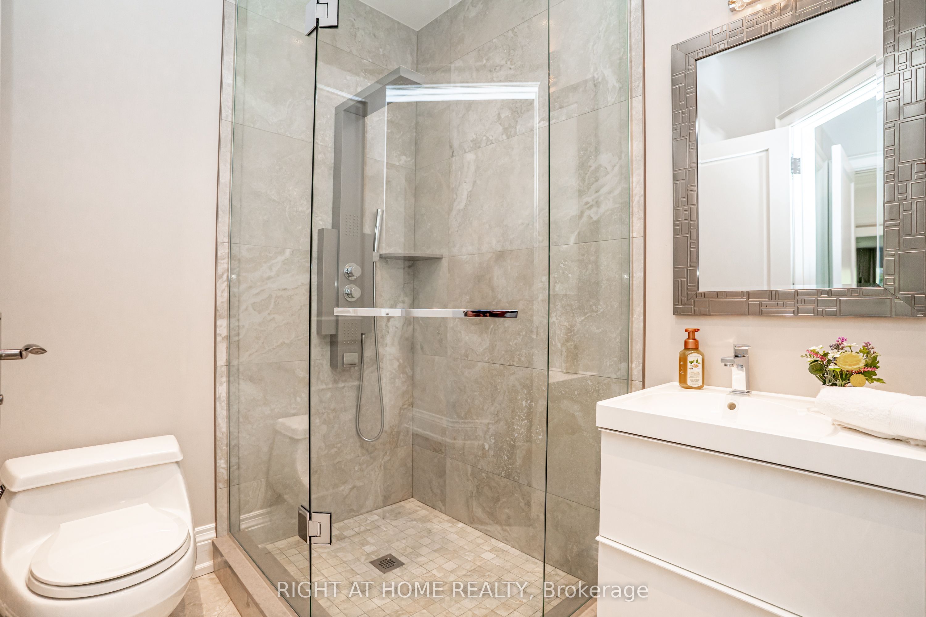 1479 Briarwood Crescent Property Photo 35