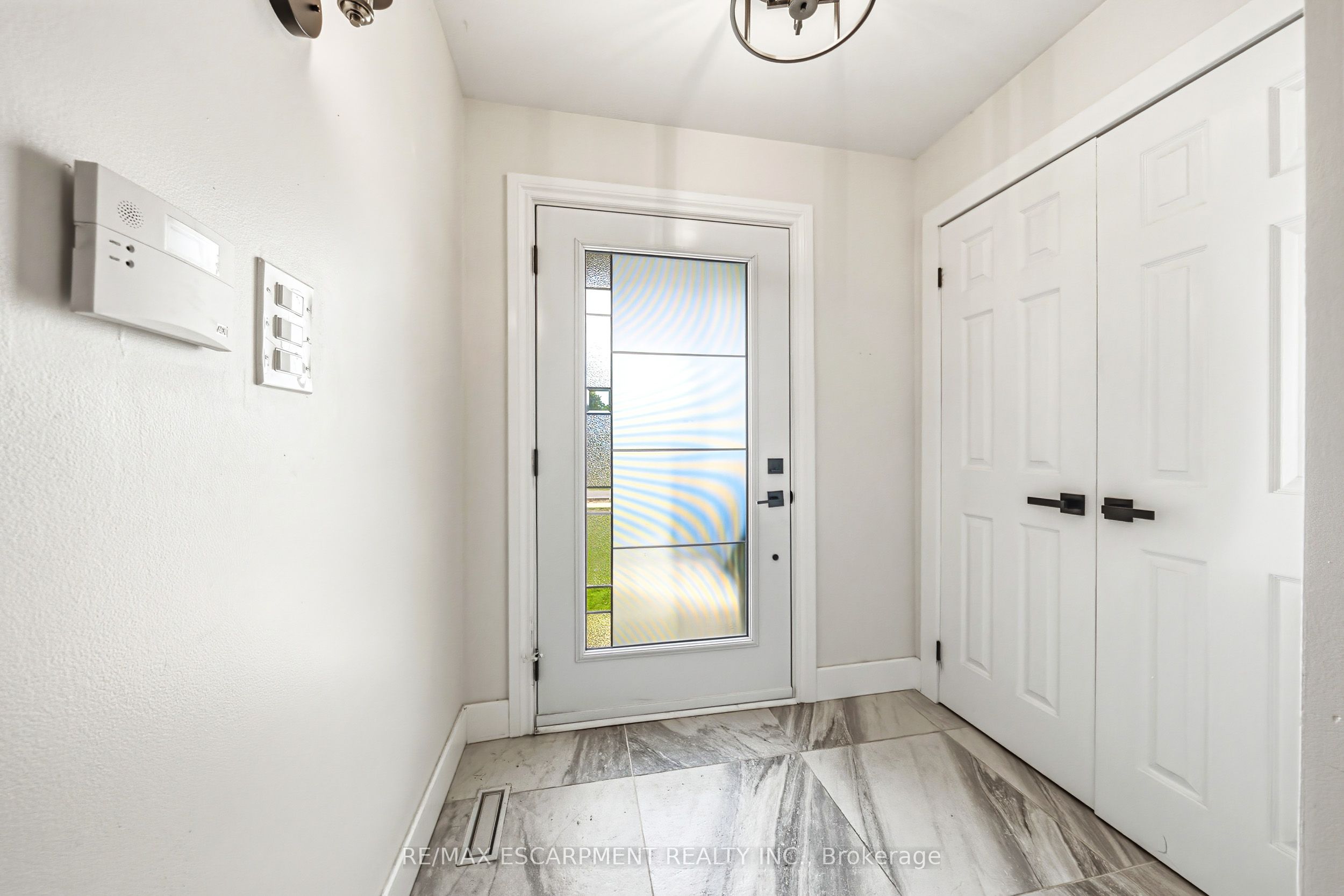 2116 Prospect Street C Property Photo 3