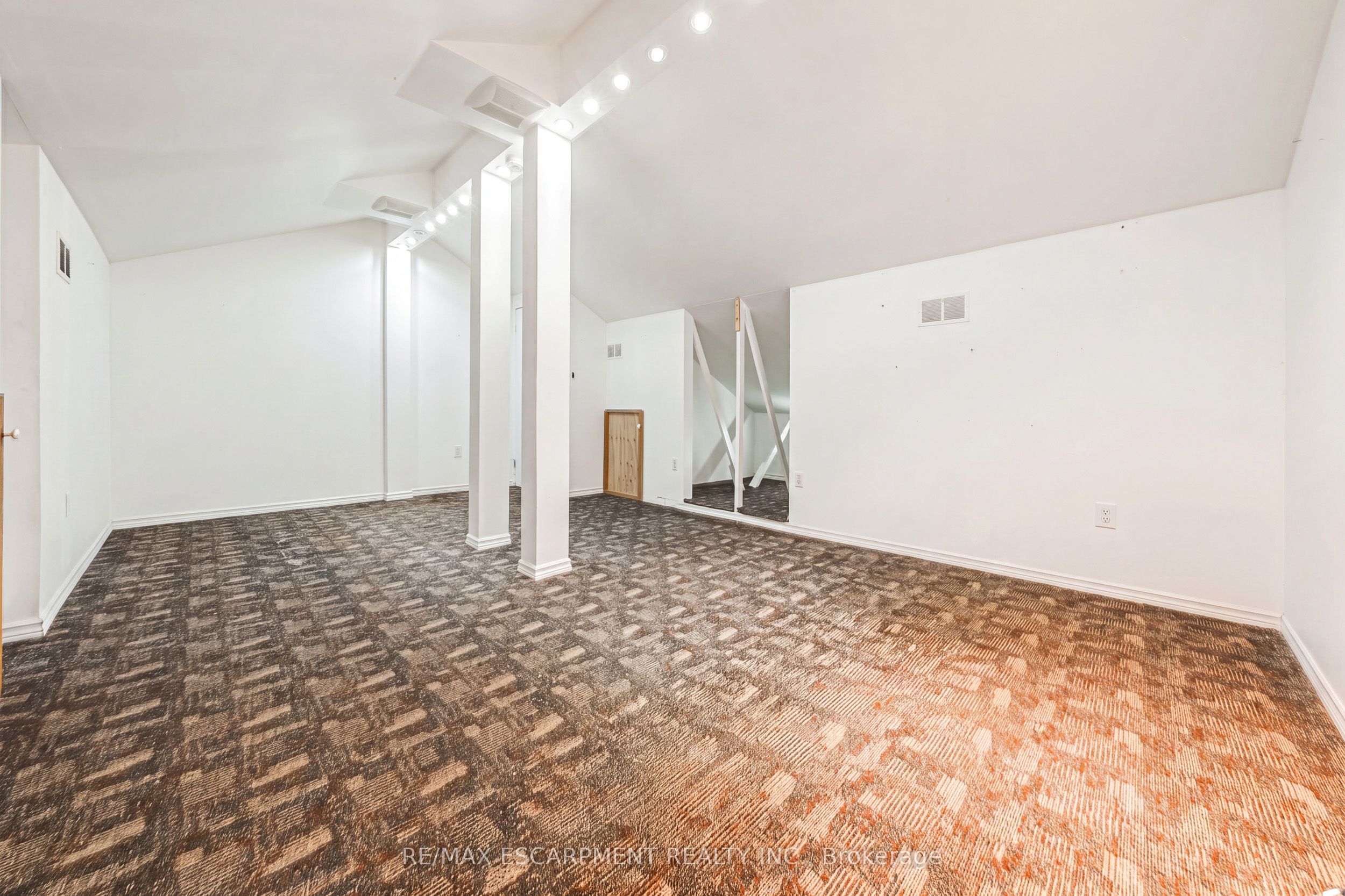 2116 Prospect Street C Property Photo 17