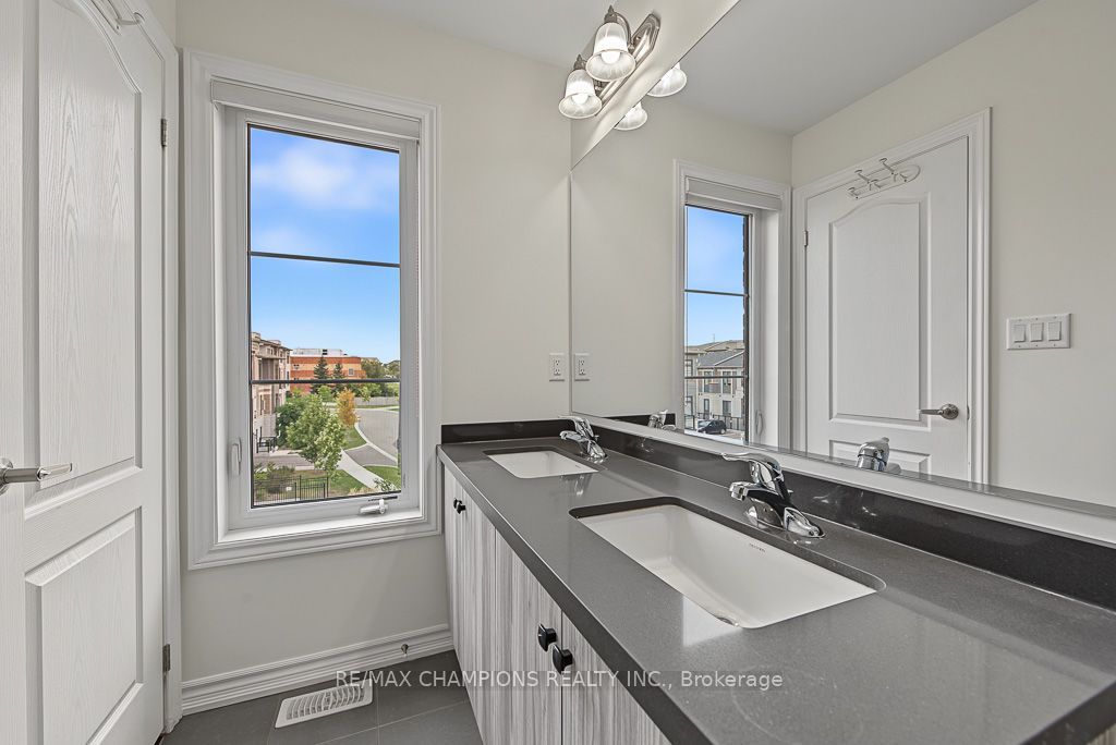 4 Arcola Street Property Photo 6