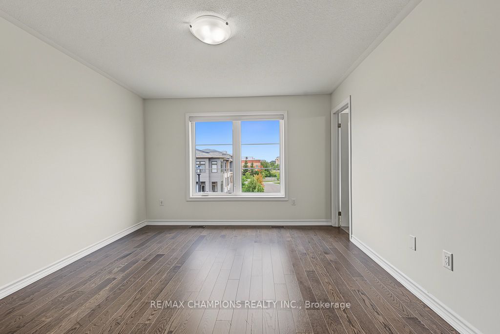 4 Arcola Street Property Photo 9