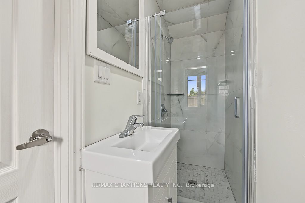 4 Arcola Street Property Photo 20
