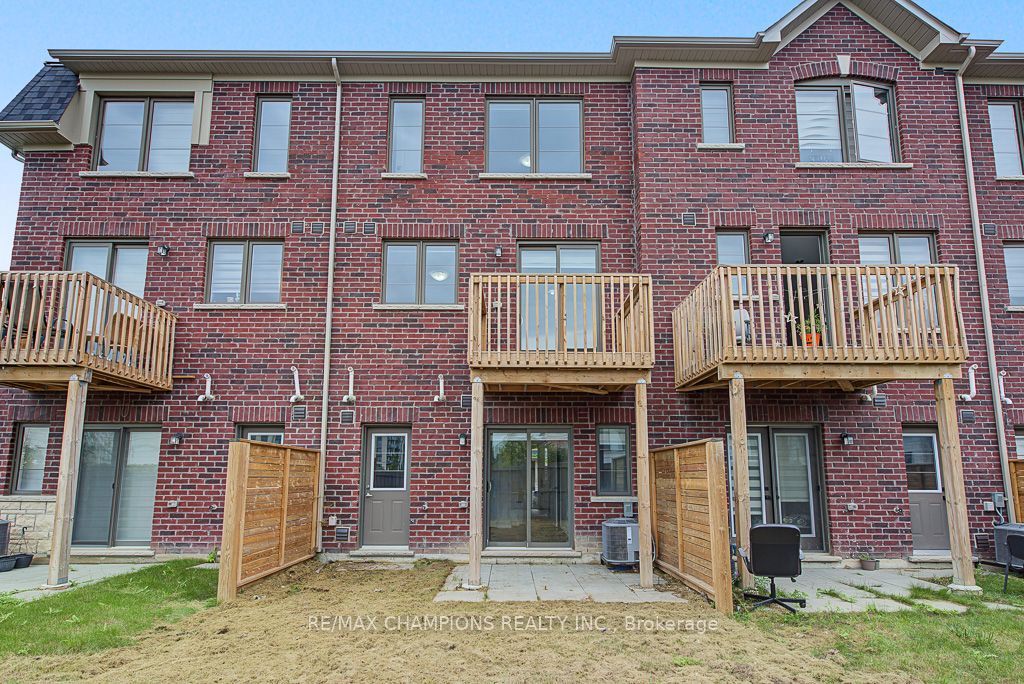 4 Arcola Street Property Photo 22