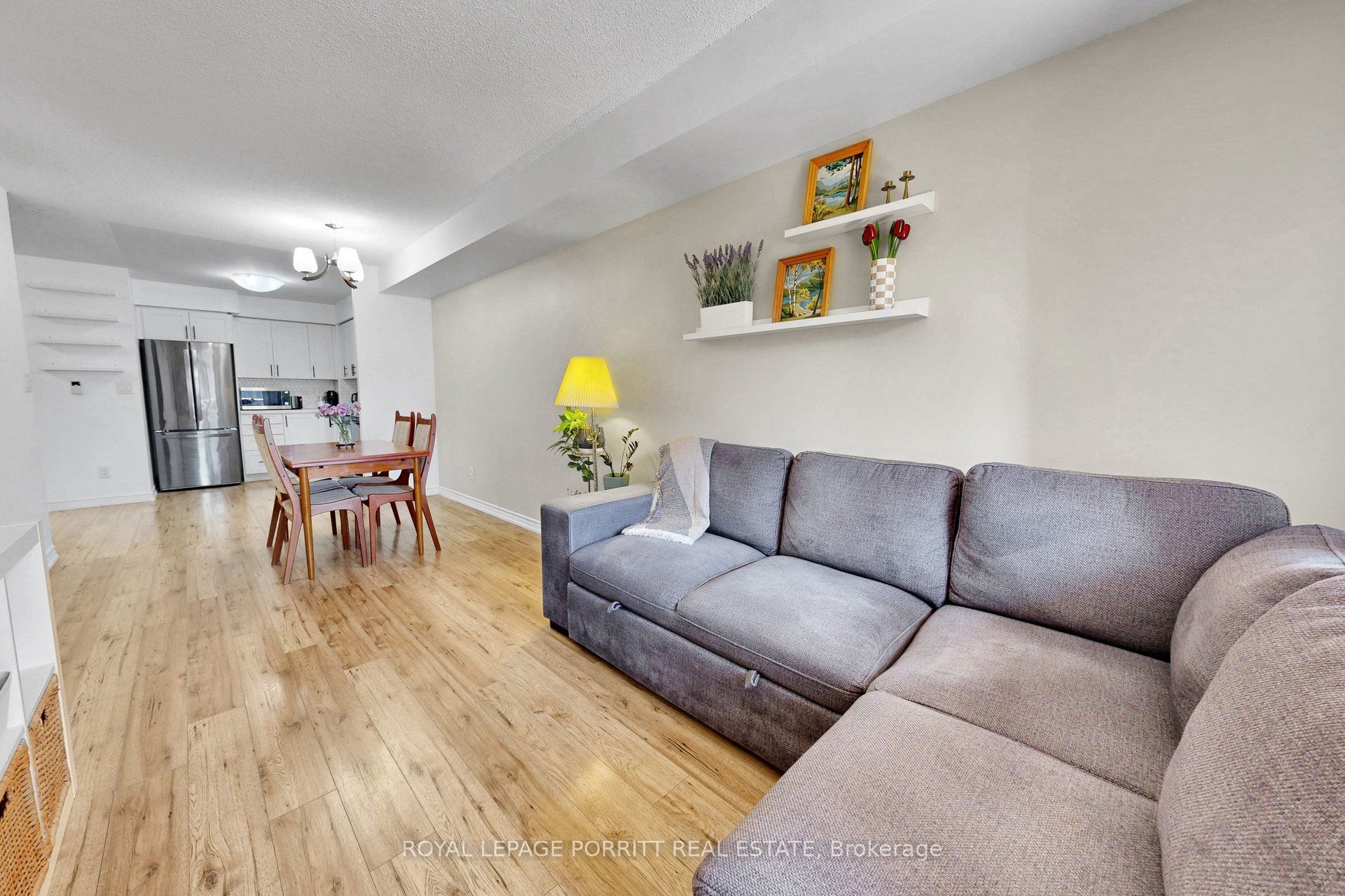 3888 Duke Of York Boulevard 927 Property Photo 19