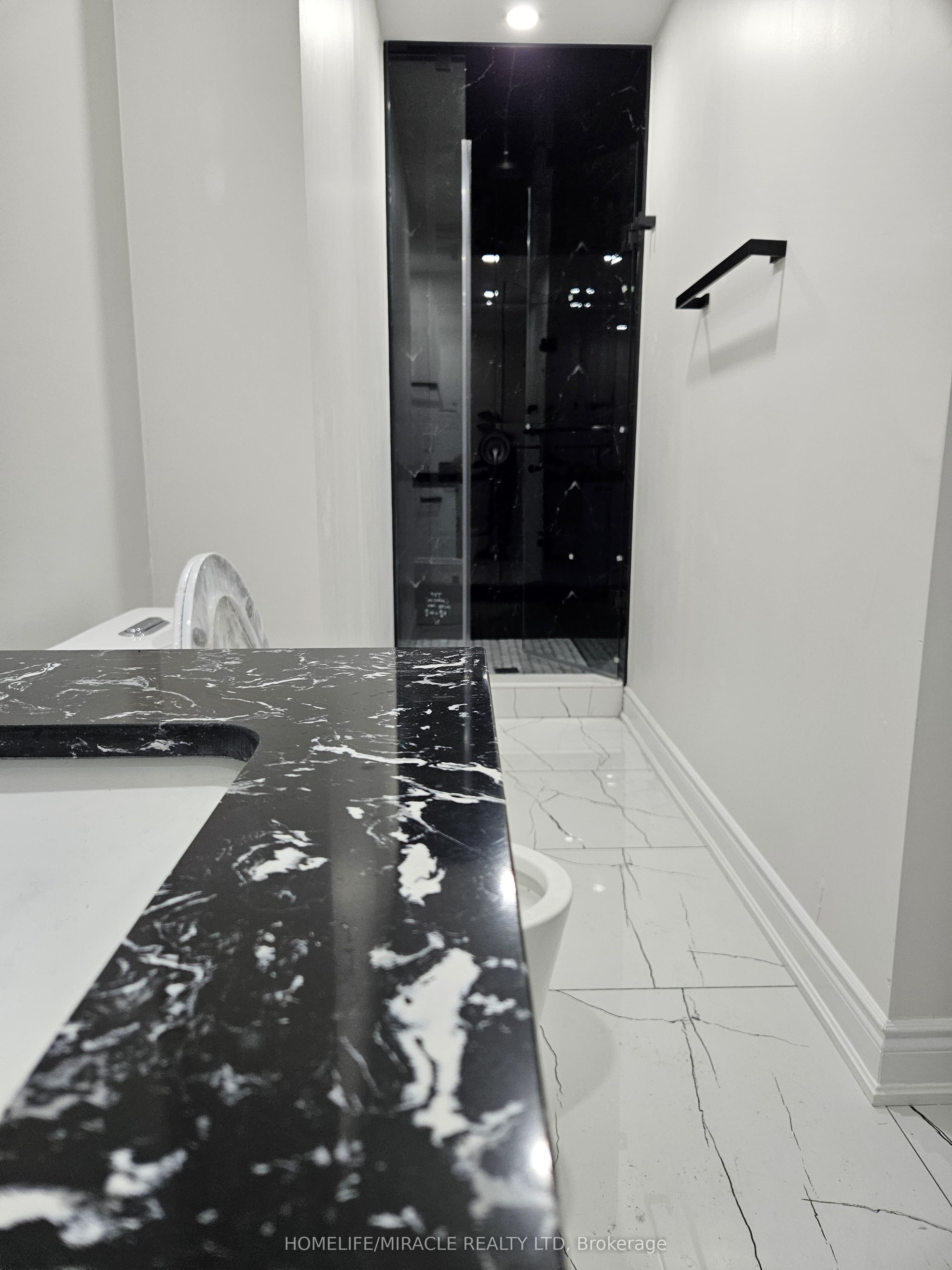 7 Anatolia Street Property Photo 37