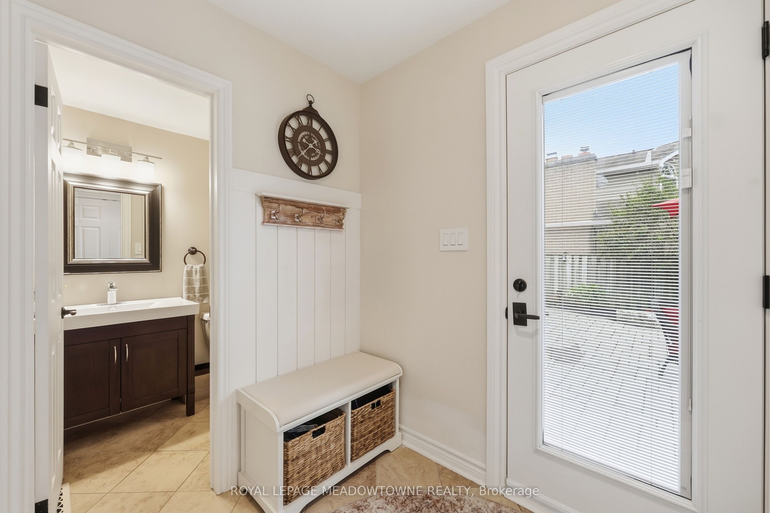 12 Cheltenham Court Property Photo 9
