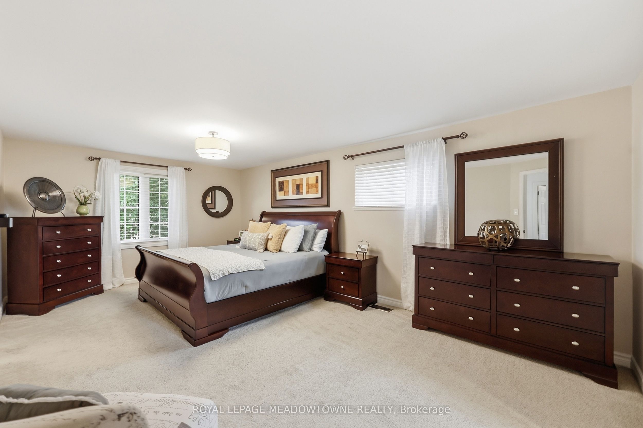 12 Cheltenham Court Property Photo 20