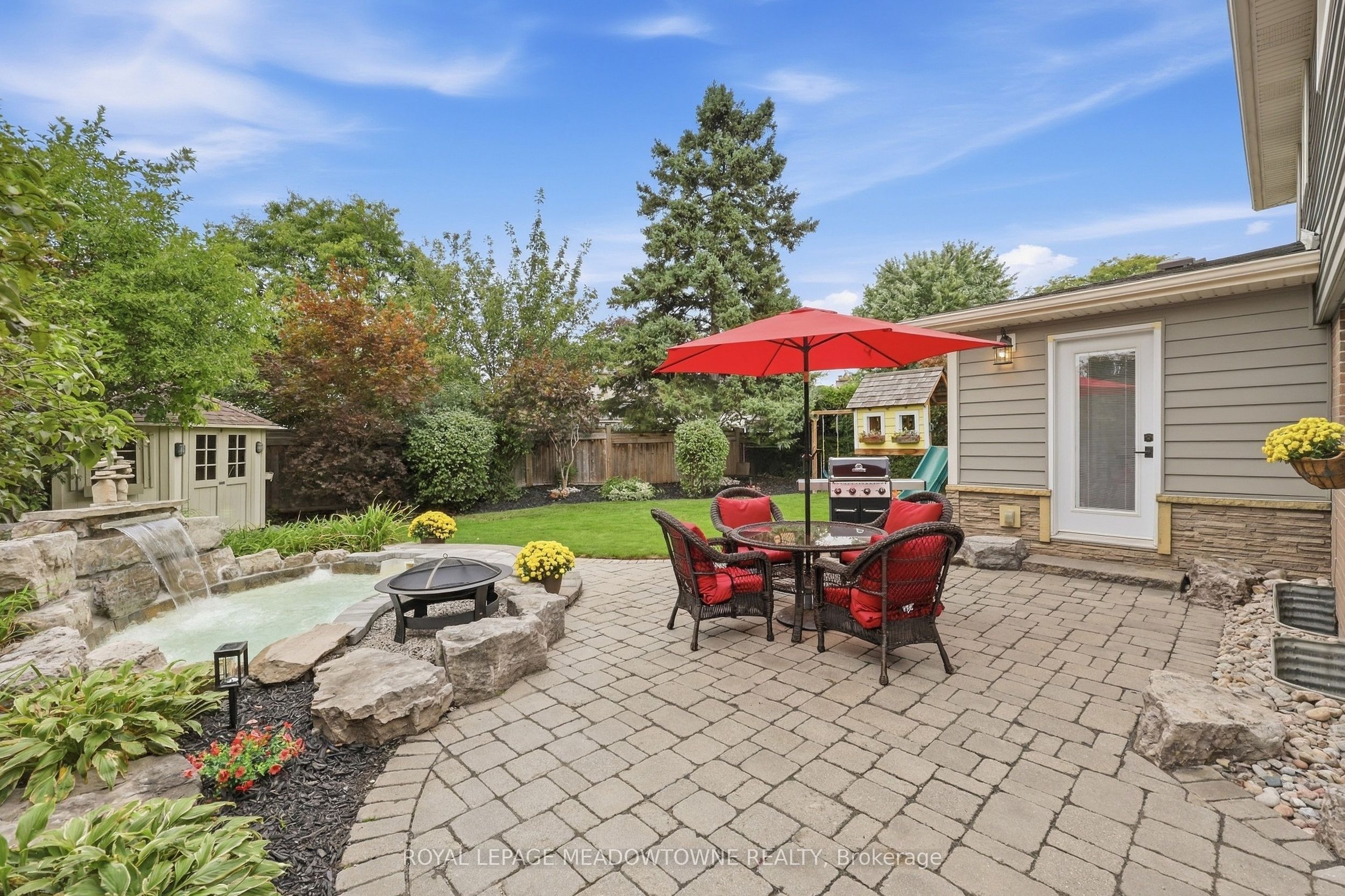 12 Cheltenham Court Property Photo 34
