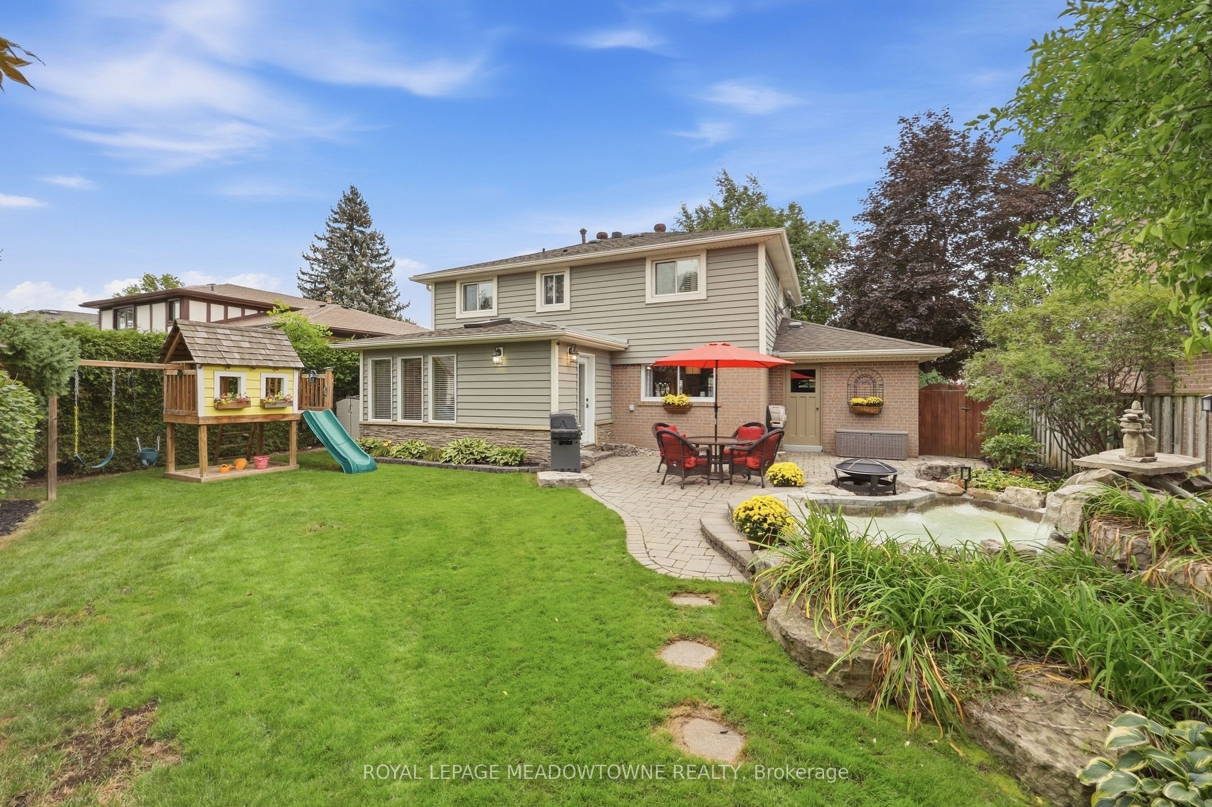12 Cheltenham Court Property Photo 35