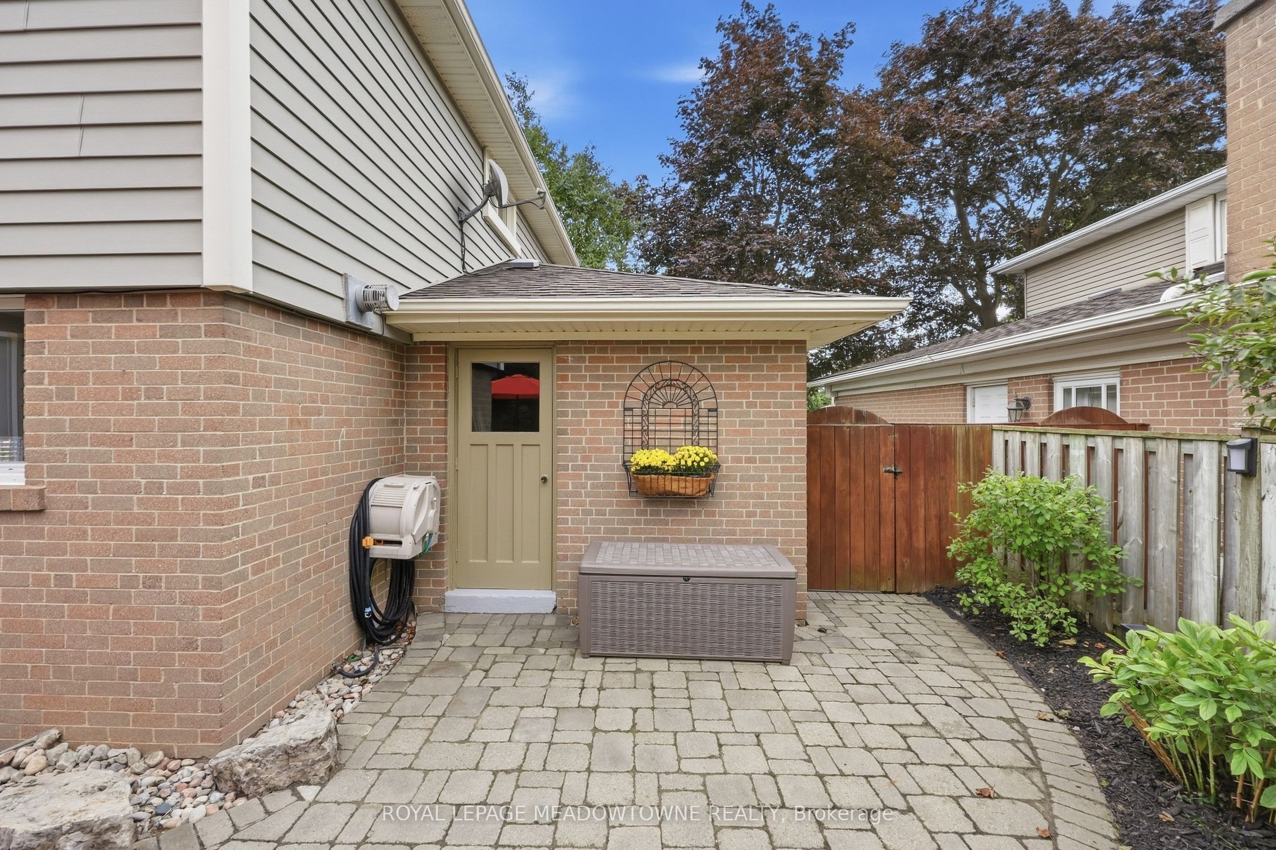 12 Cheltenham Court Property Photo 37