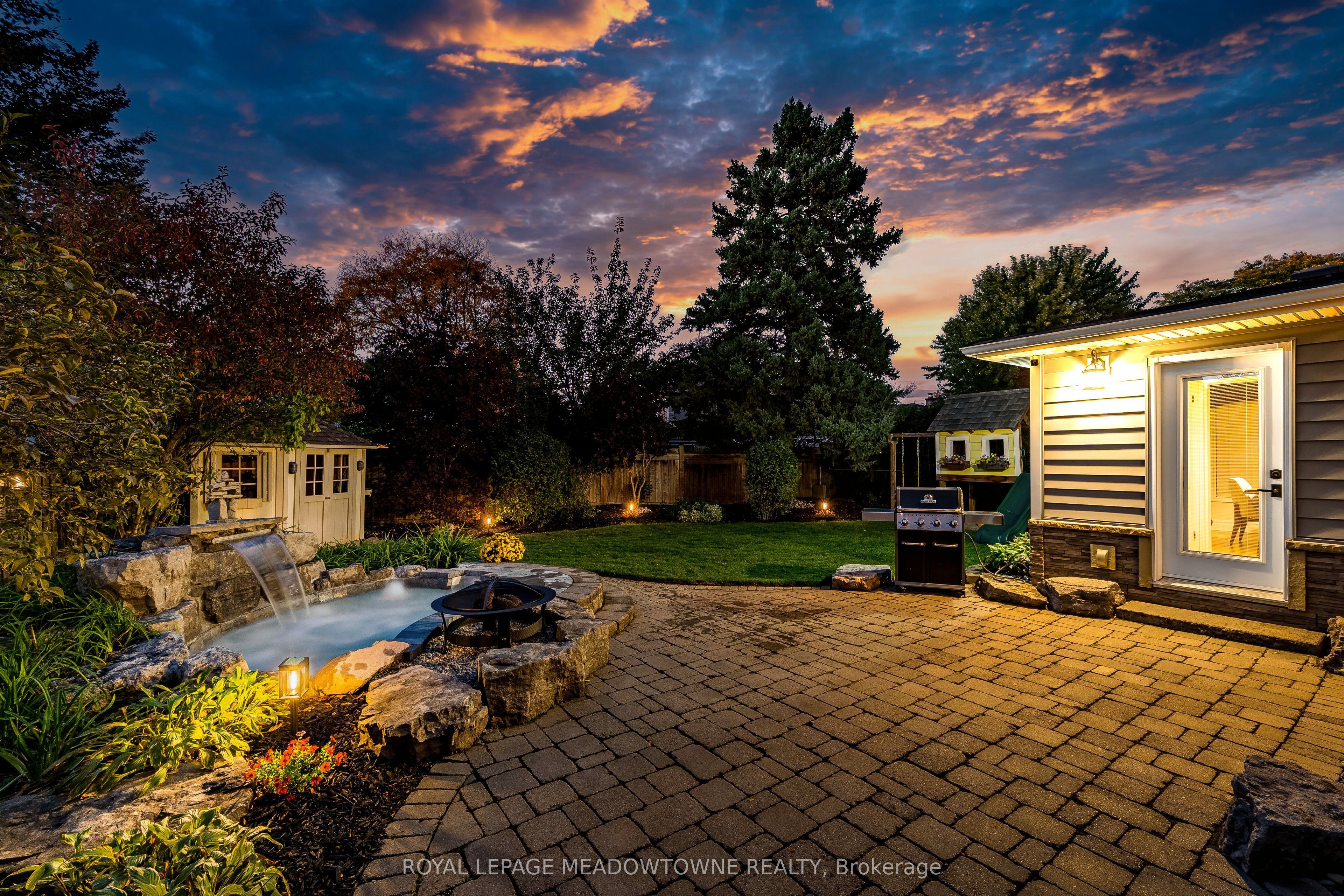 12 Cheltenham Court Property Photo 39