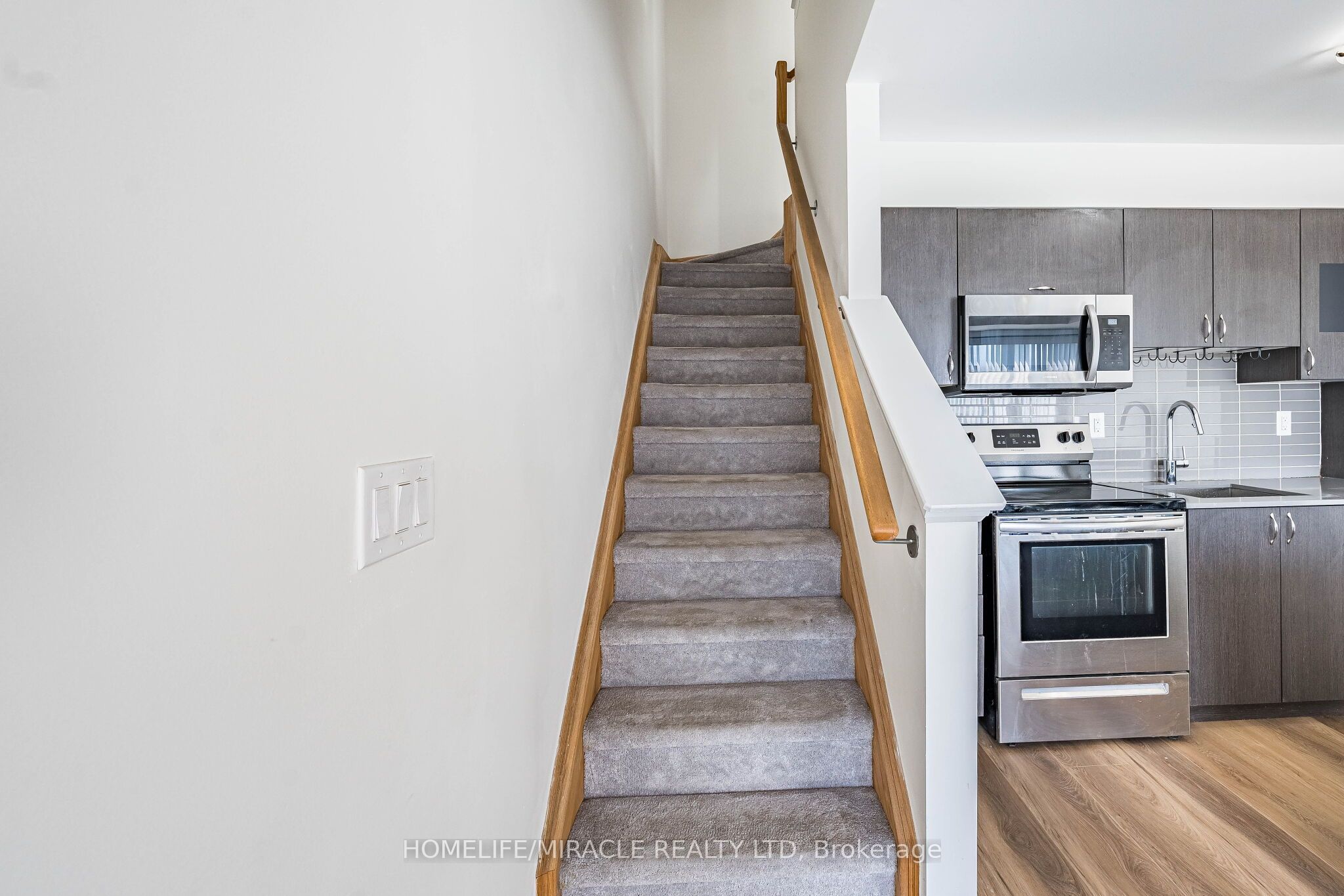 161 William Duncan Road 8 Property Photo 21