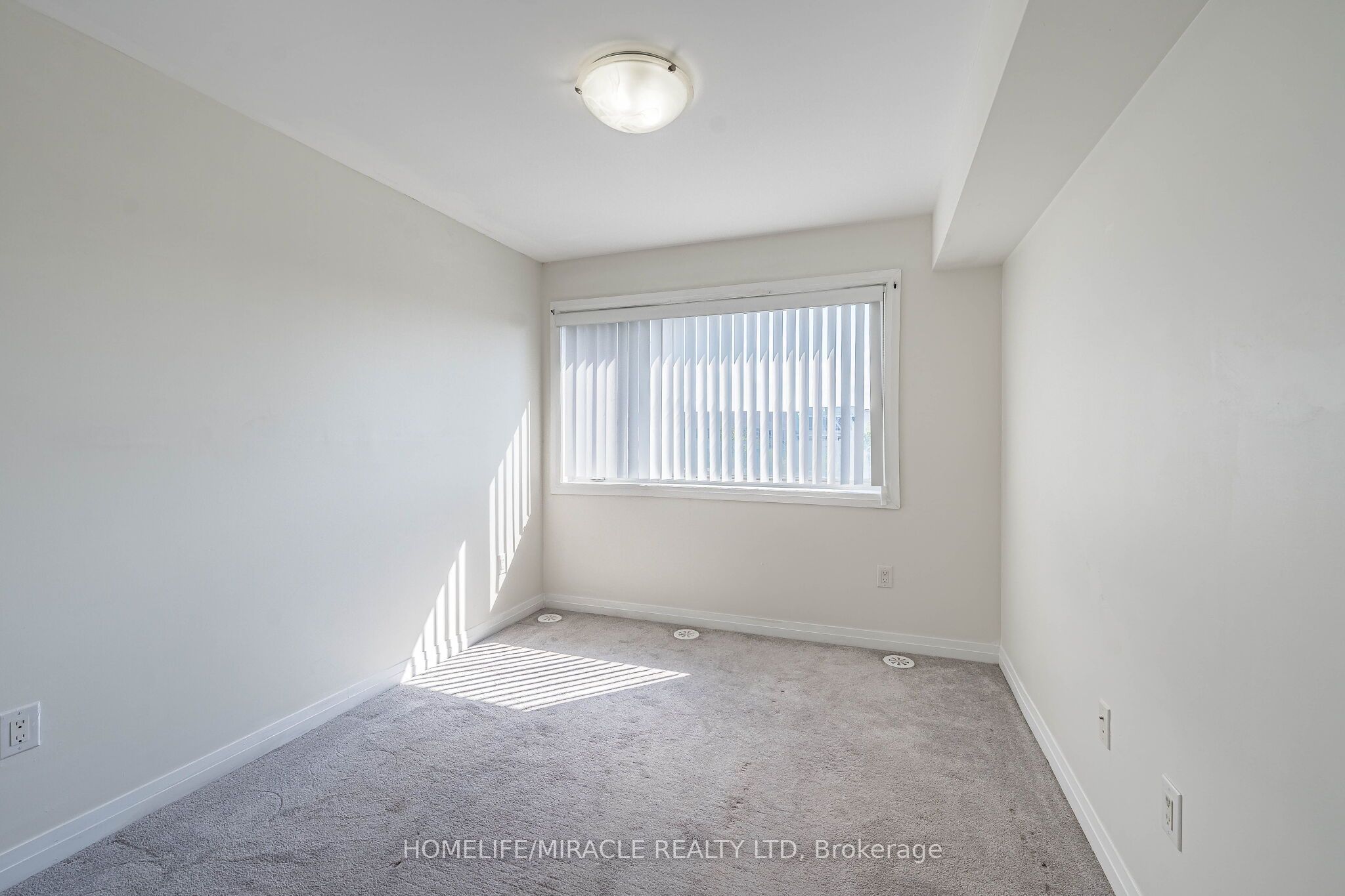 161 William Duncan Road 8 Property Photo 22