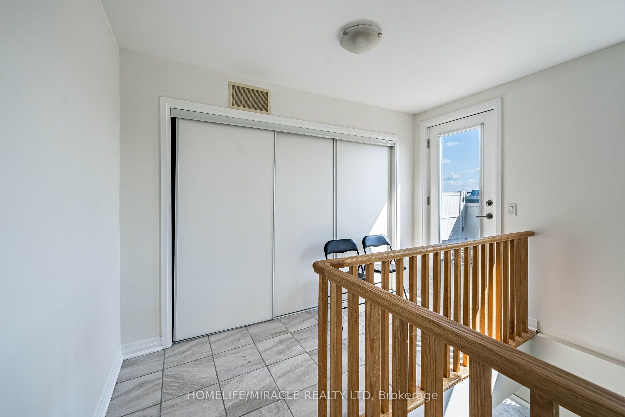 161 William Duncan Road 8 Property Photo 29